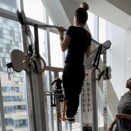 Exercise Tutorial Chin Up