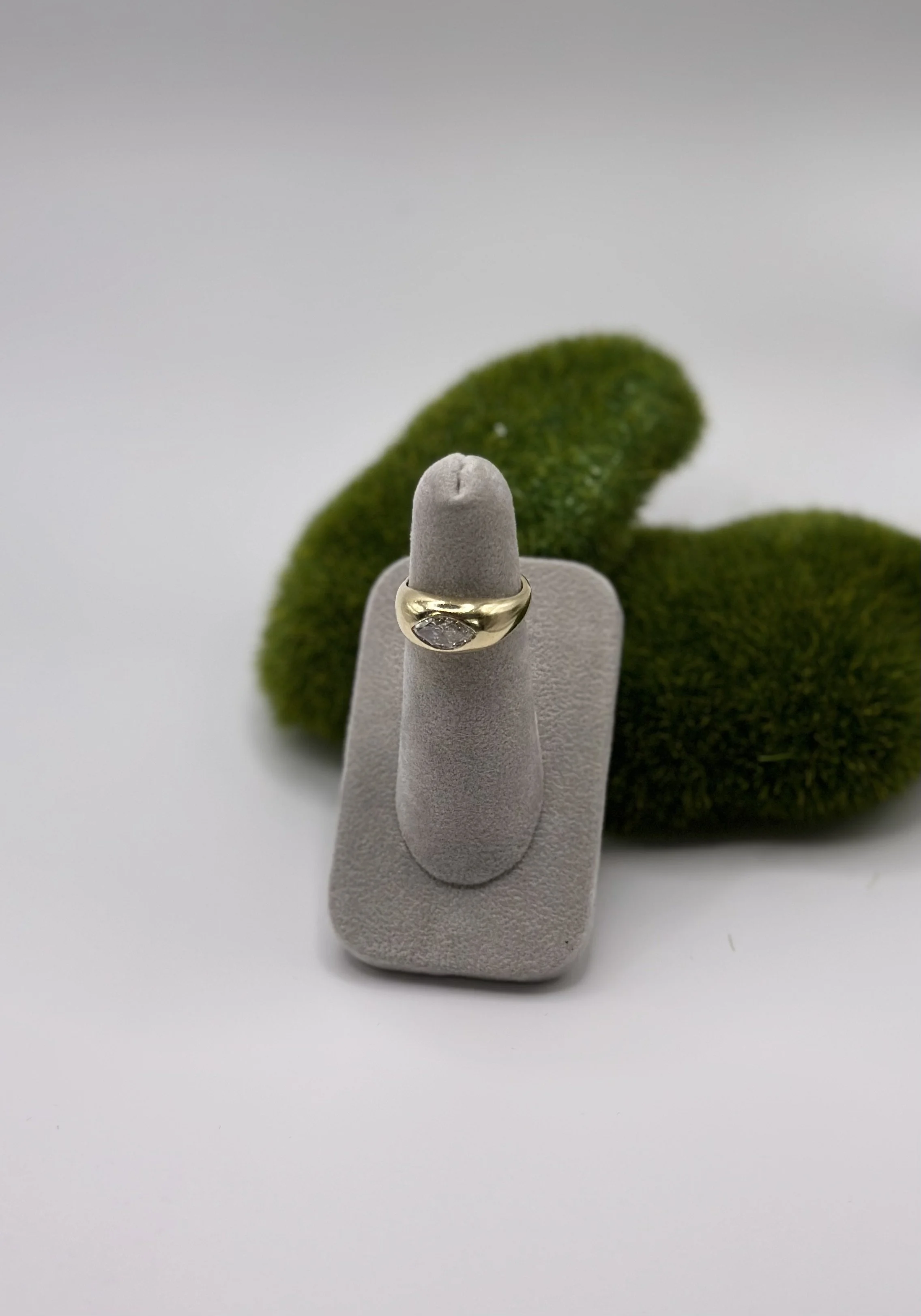 Moval Diamond Gypsy dome ring