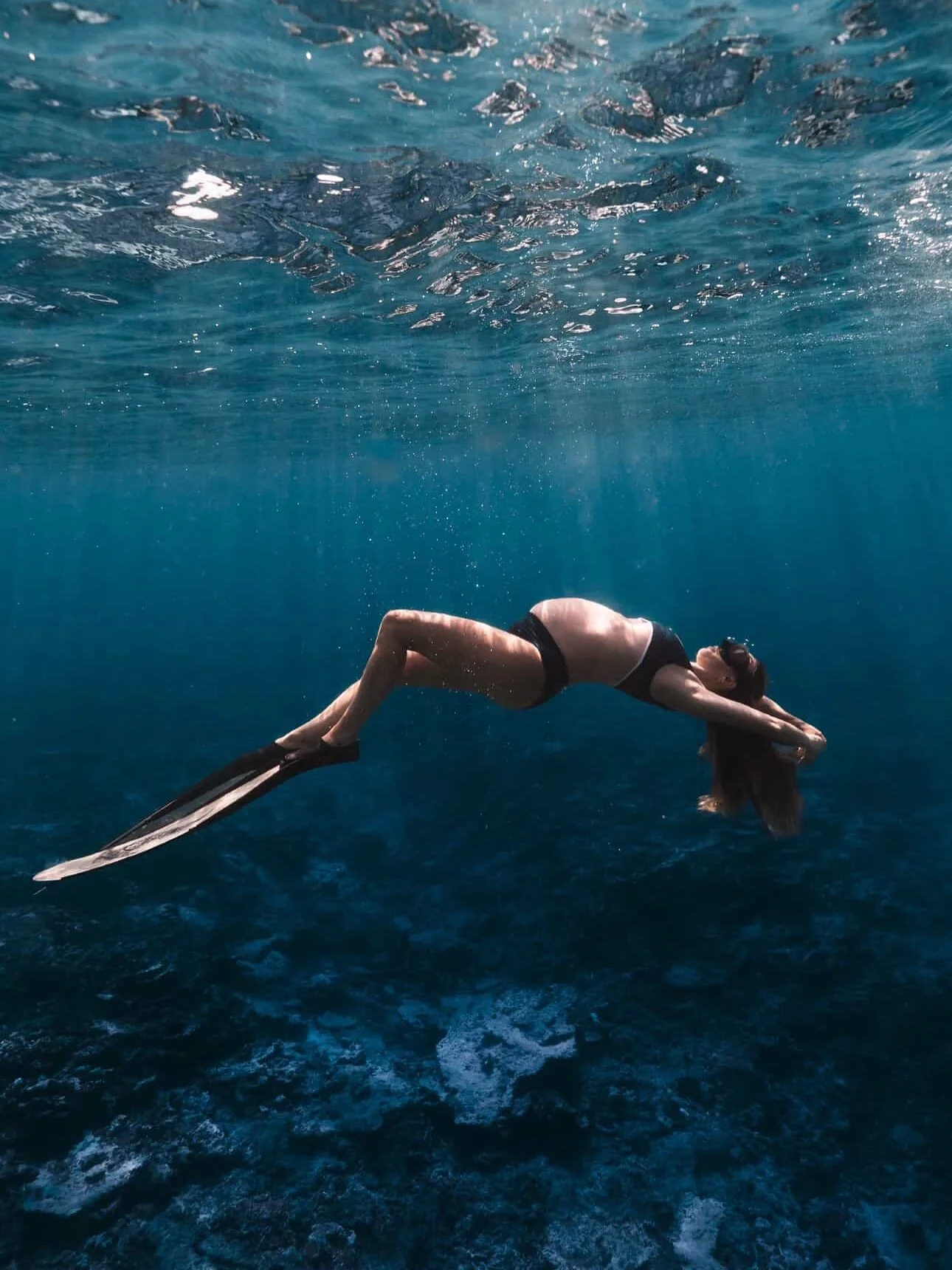 My loves and the sea &mdash; that&rsquo;s what life is about.
Baby Blue, we&rsquo;ll be holding you so soon 🩵

Photos @michellesallyphotography 
Swimwear @saltgypsy 
Fins @projecthiu 

#Woebegone_Dive #UnderwaterMaternity #LadyElliotIsland #SaltGyps