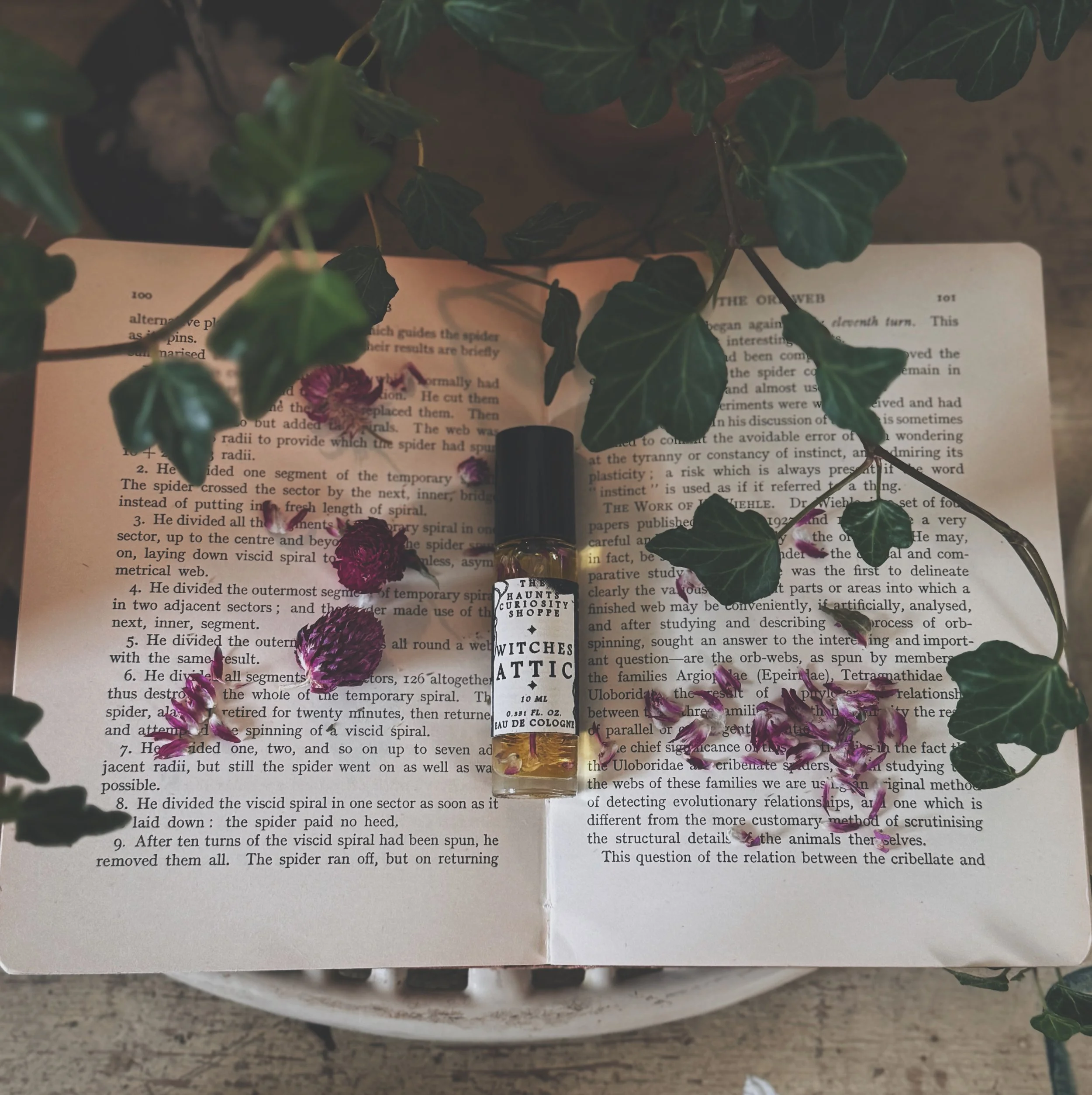 WITCHES ATTIC - PERFUME ROLLER