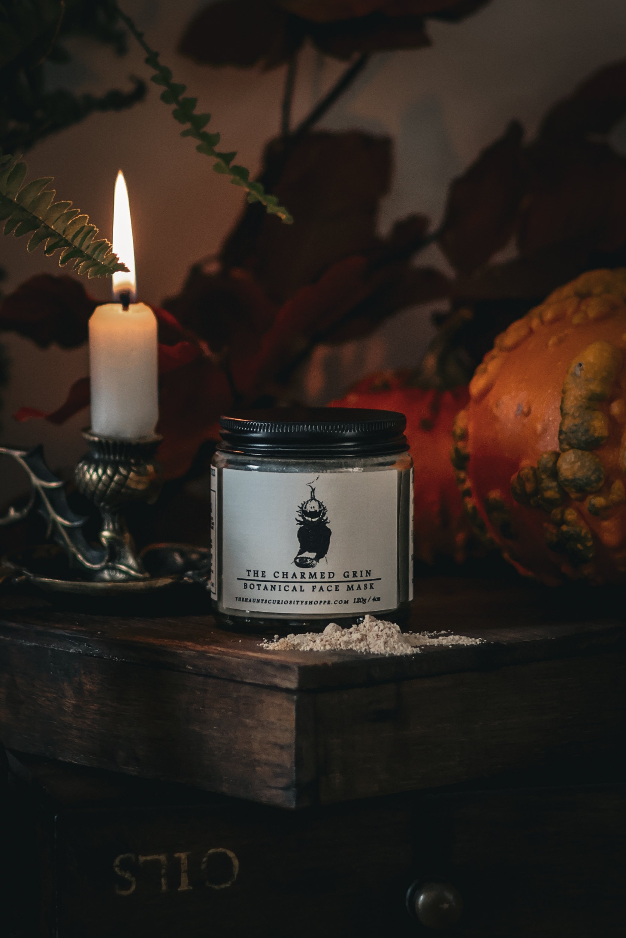 THE CHARMED GRIN - PUMPKIN FACEMASK