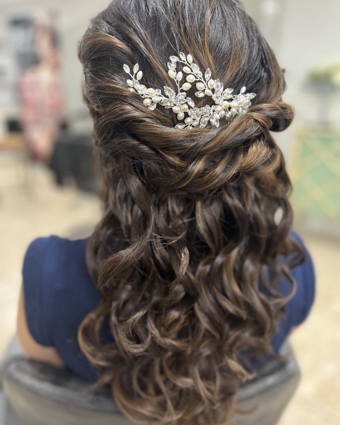 Trials are an important part of the wedding process. You want to feel confident about your bridal look. 
Contact us Bio in the Link

#hairstylist #longislandweddinghairstylist #hairextensionspecialist #bridalhairstyles #highstylebridalmakeupandhair #