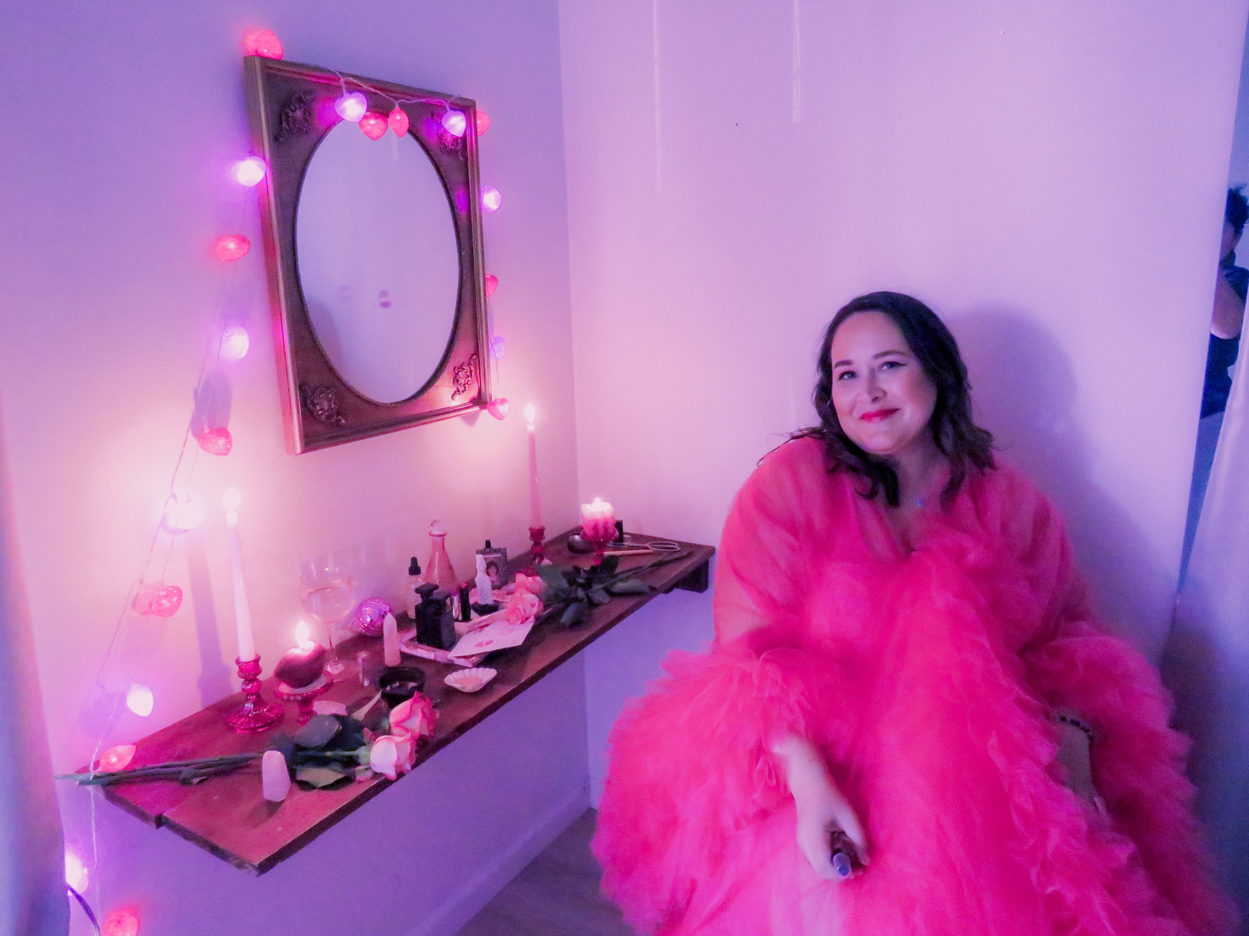 Professional Lipsologist, The Lipstick Witch