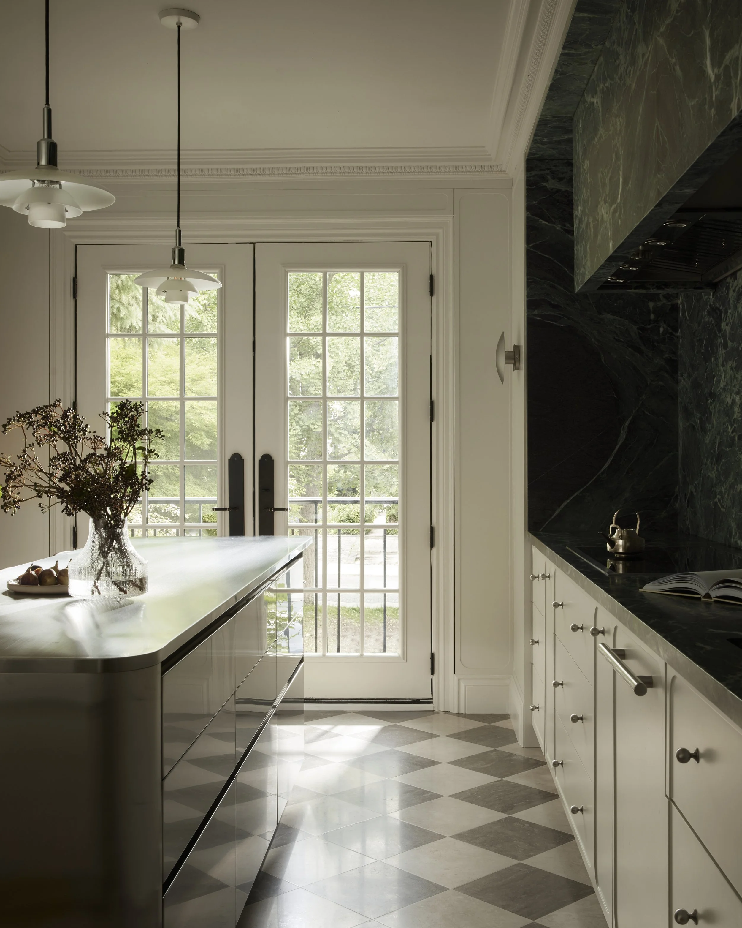 ClarisaLlanezaxFarnham09361.jpg
