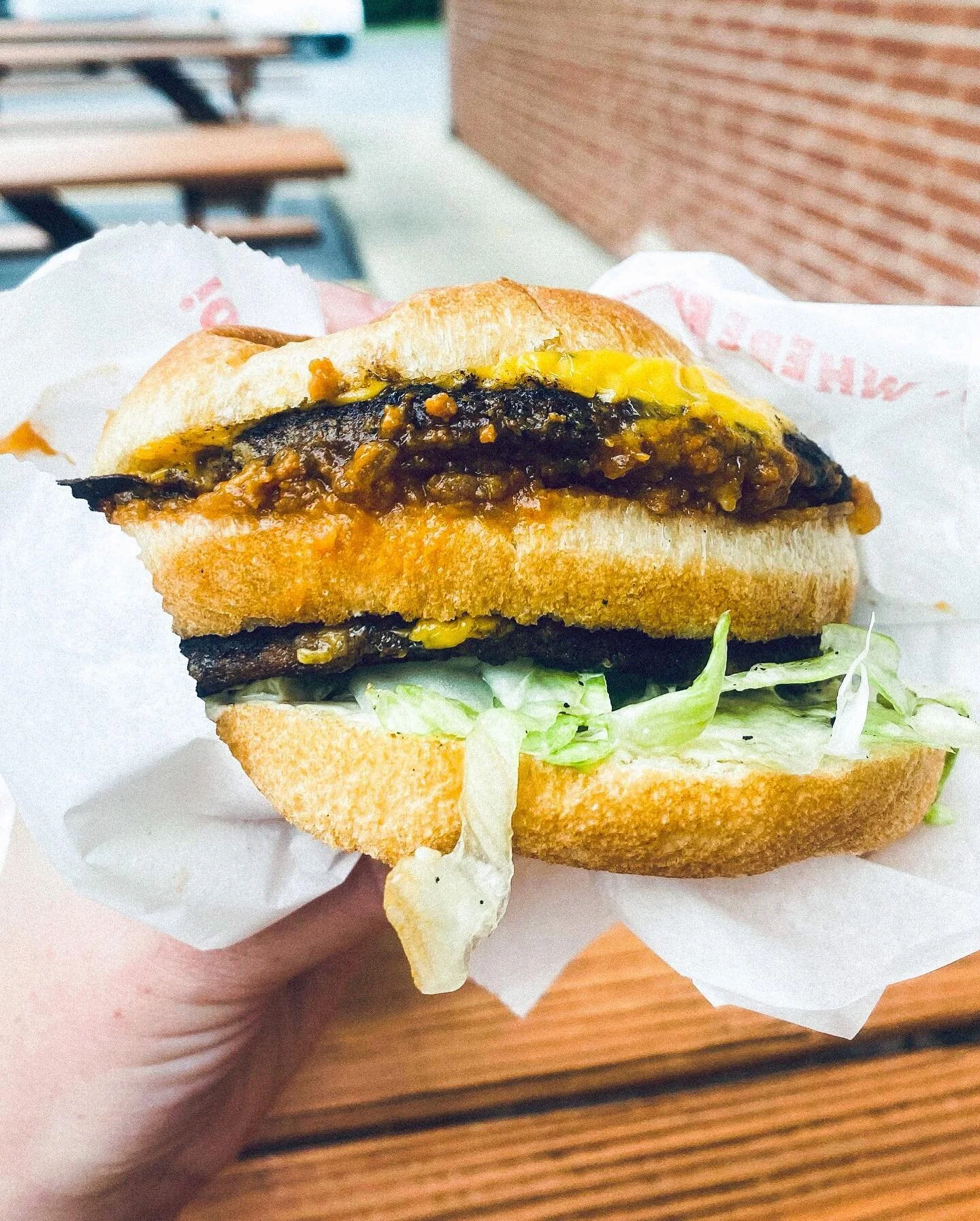 #BurgerADayMay Day 25 &ldquo;We went to Dog n Suds for dinner tonight!! This was one of my favorite places growing up in Grayslake cause it&rsquo;s a fun drive in and they have very good shakes! I got the Texas burger (two patties with a bun in betwe
