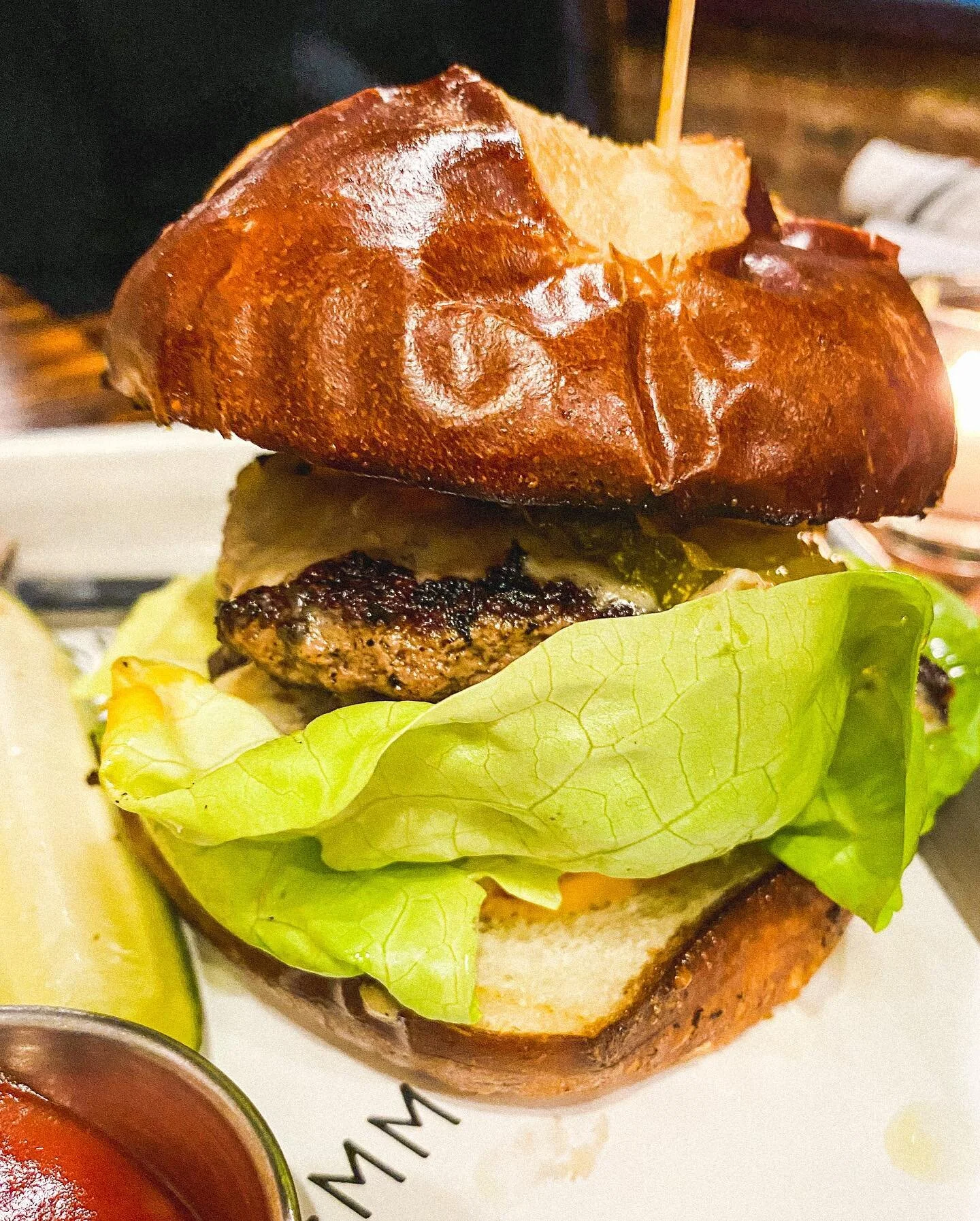 #BurgerADayMay Day 31: last day best day!!! Got one of my favorite burgers in New York, @emmysquaredpizza 😋😋😋 cannot recommend it enough #girlmeatsburger 
&bull;
&bull;
&bull;
#nycfood #nycfoodie #newyorkfood #nyceats #nycburger #burger #burgers #