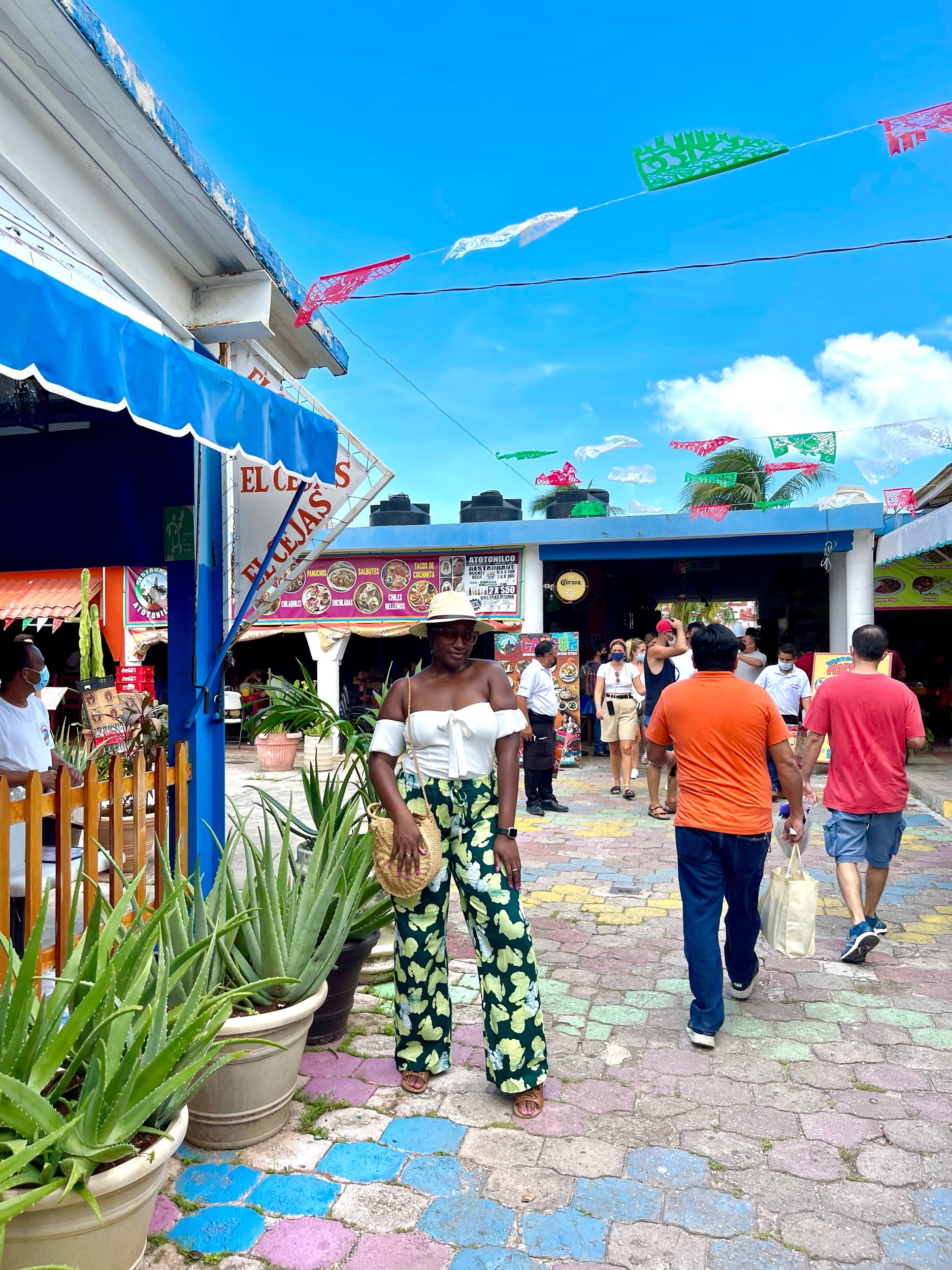  We value Culture—while in Cancun, we made sure to visit their craft market for handmade leather goods and more. 