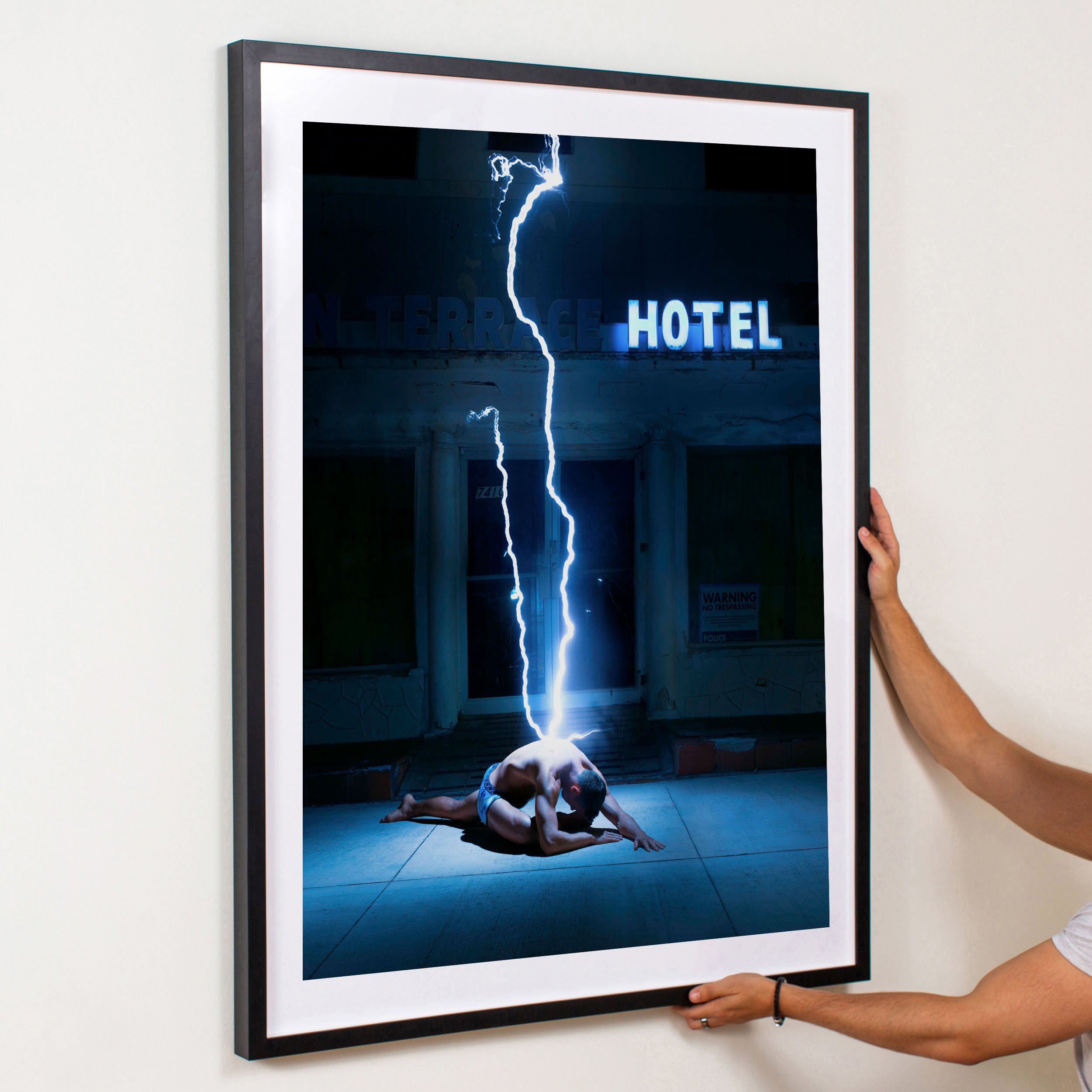 Collector Vertical Black 1.jpg