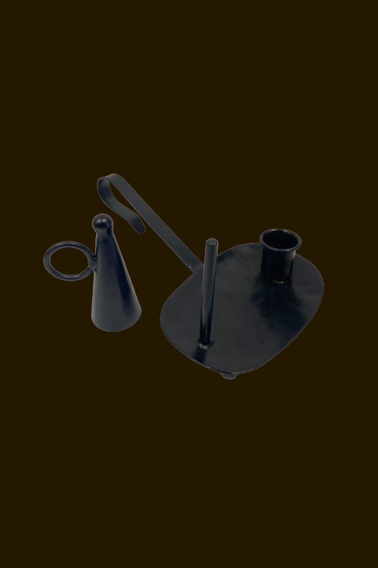 Black Iron Chamberstick With Snuffer_002-1.png
