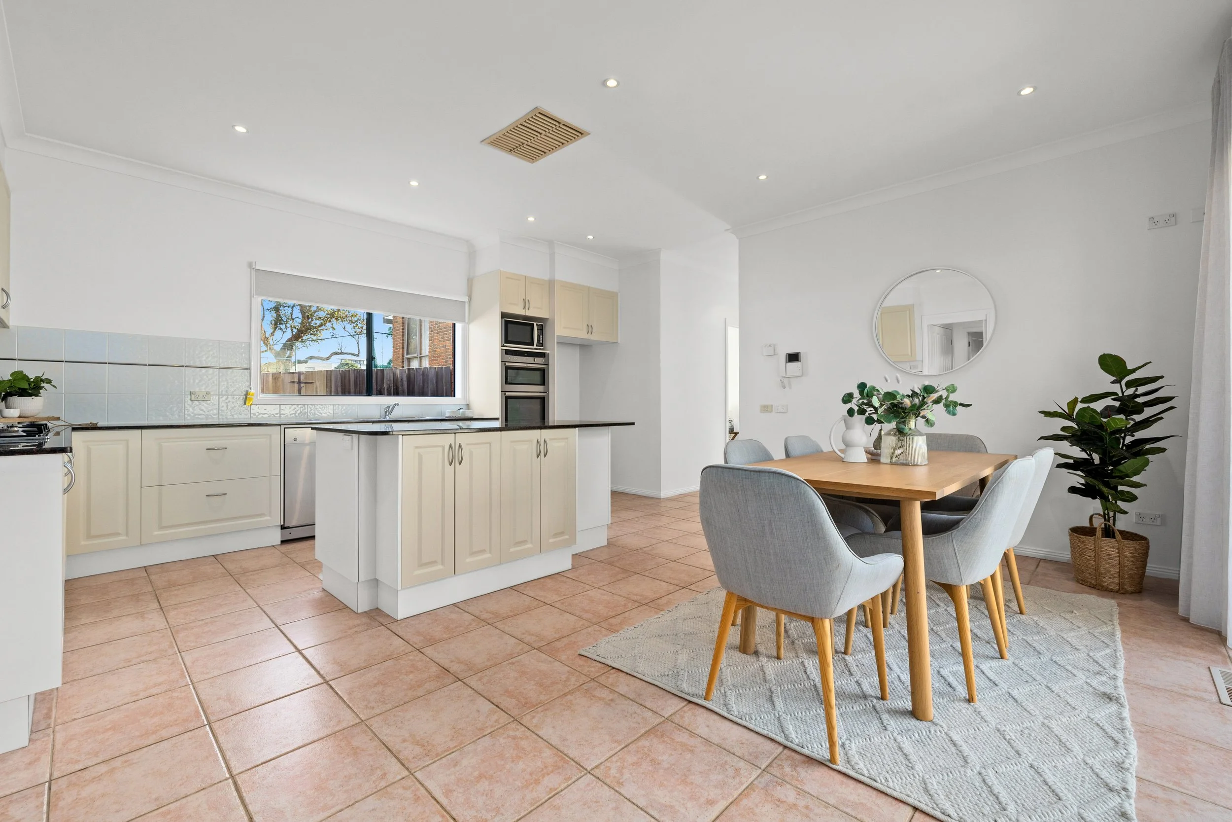 3@12 Fourth St_04.jpg