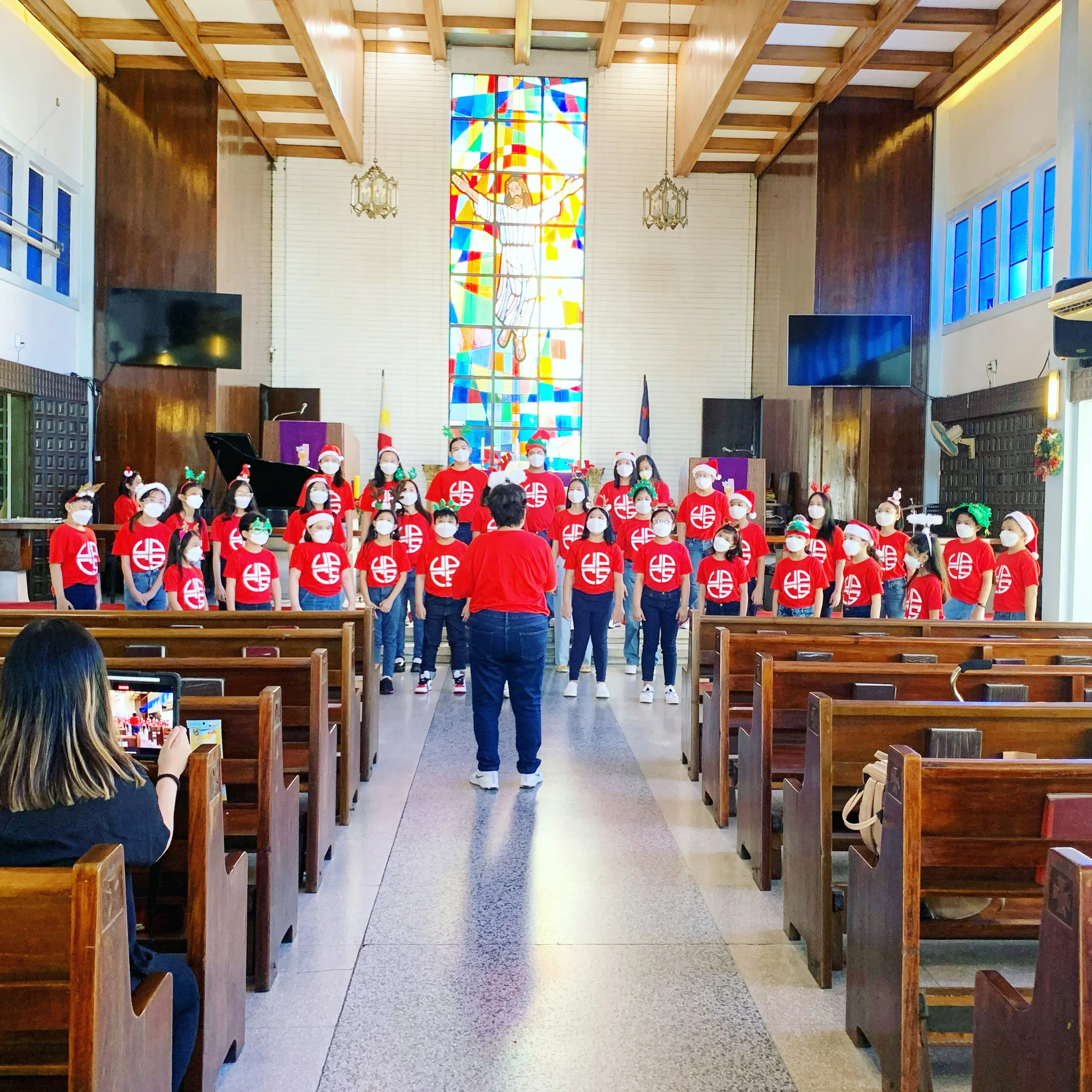 26 November 2022 - Our first face to face post-pandemic performance. The group recorded its first live video, "Ang Aming Bati ay Magandang Pasko," at the National City United Church to celebrate the Christmas season .
