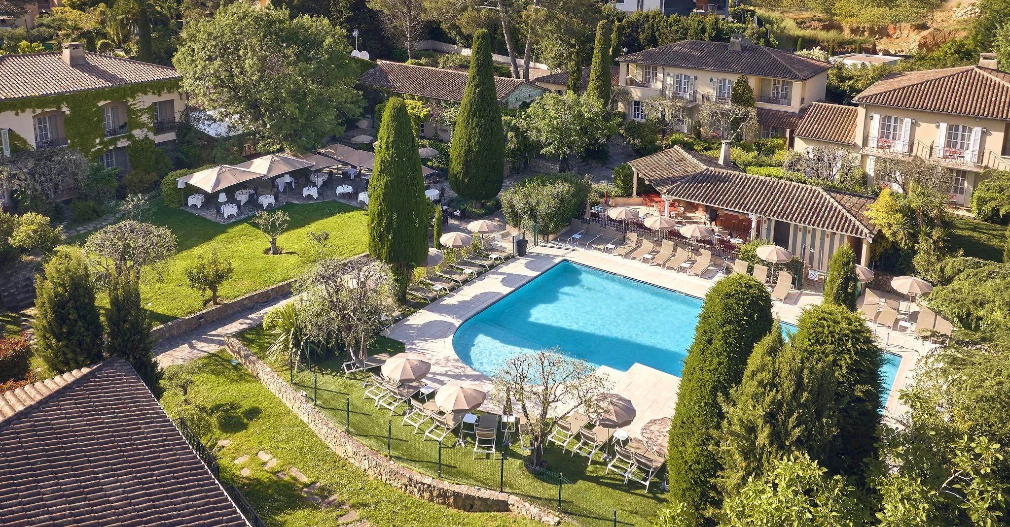 Bastide-de-Mougens-Aerial-01.jpg