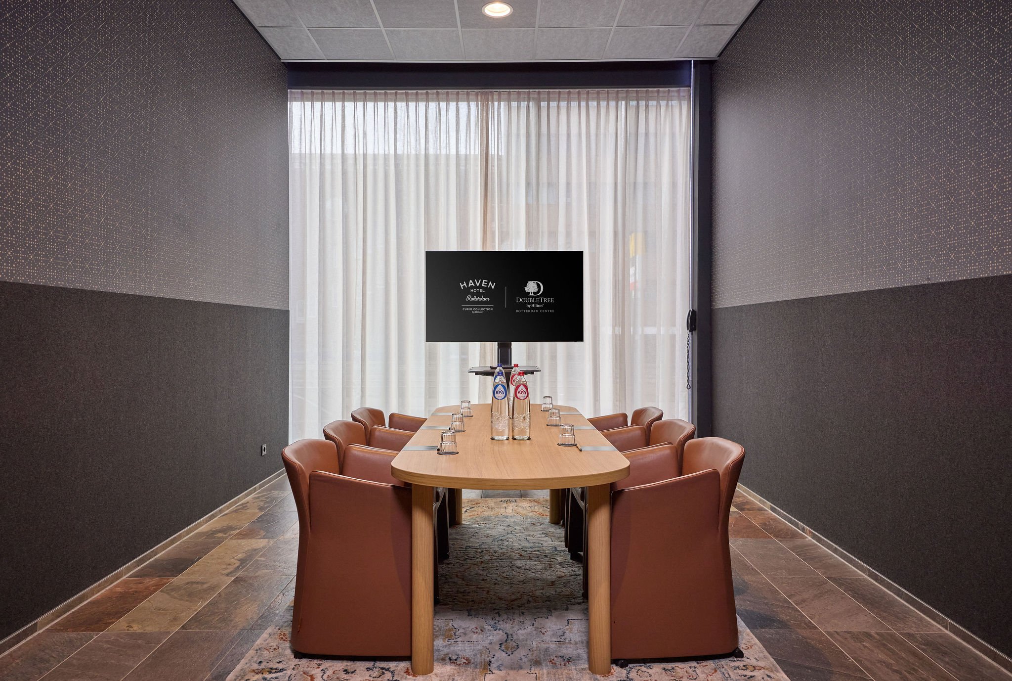 Curio Collection by Hilton-Rotterdam-Boardroom.jpg