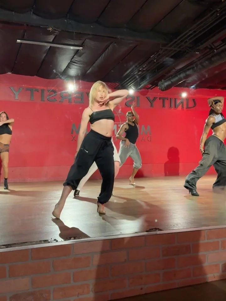 Training files 💋🐈&zwj;⬛

1. Is it wrong that I&rsquo;m obsessed with @savlee.s choreo 
2-3. On my worst behaviour for @officialheavenliu 
4. @ciscochoreography did it again for the girls
5. @kachi with the lines and details 🫦