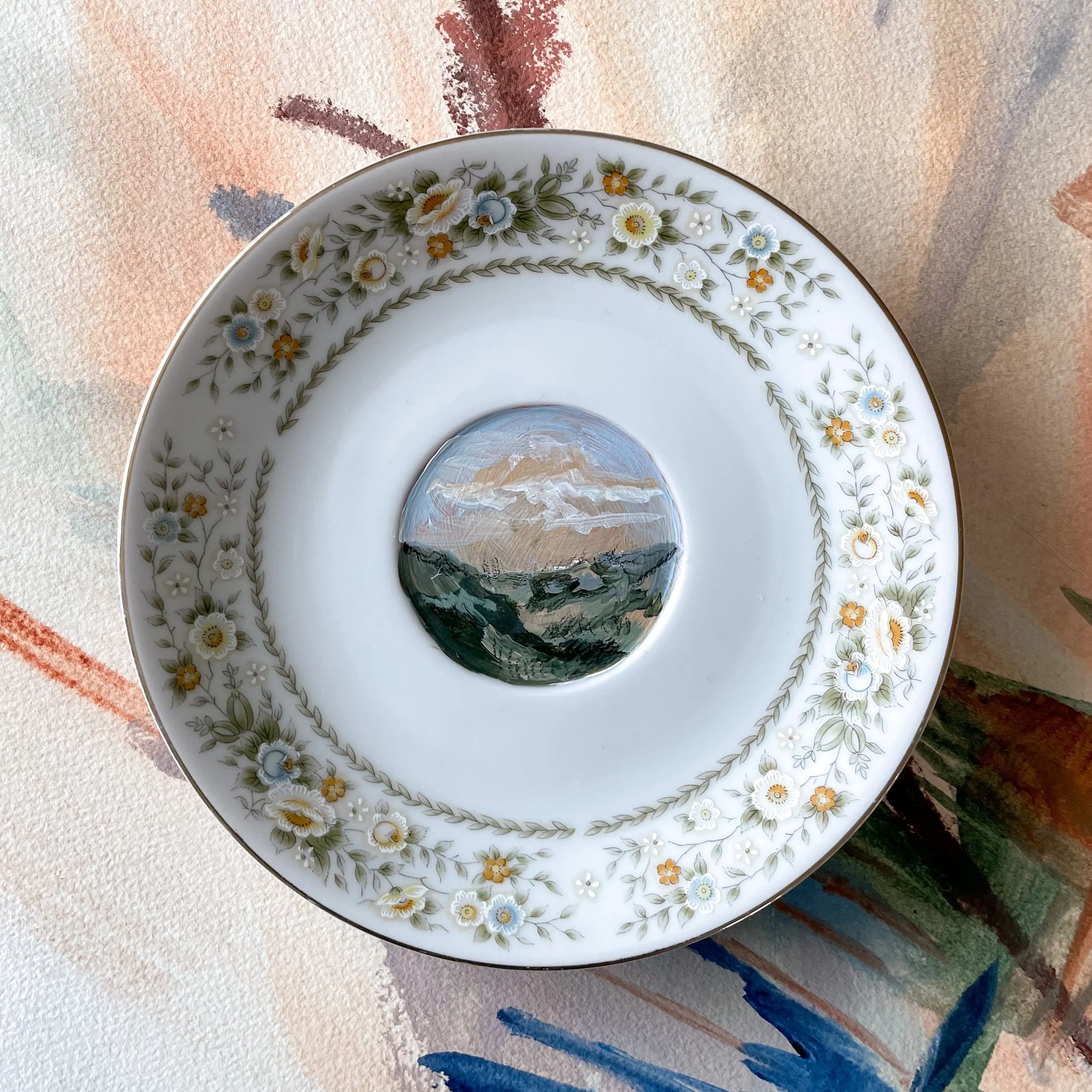 Saucer on a Mountain