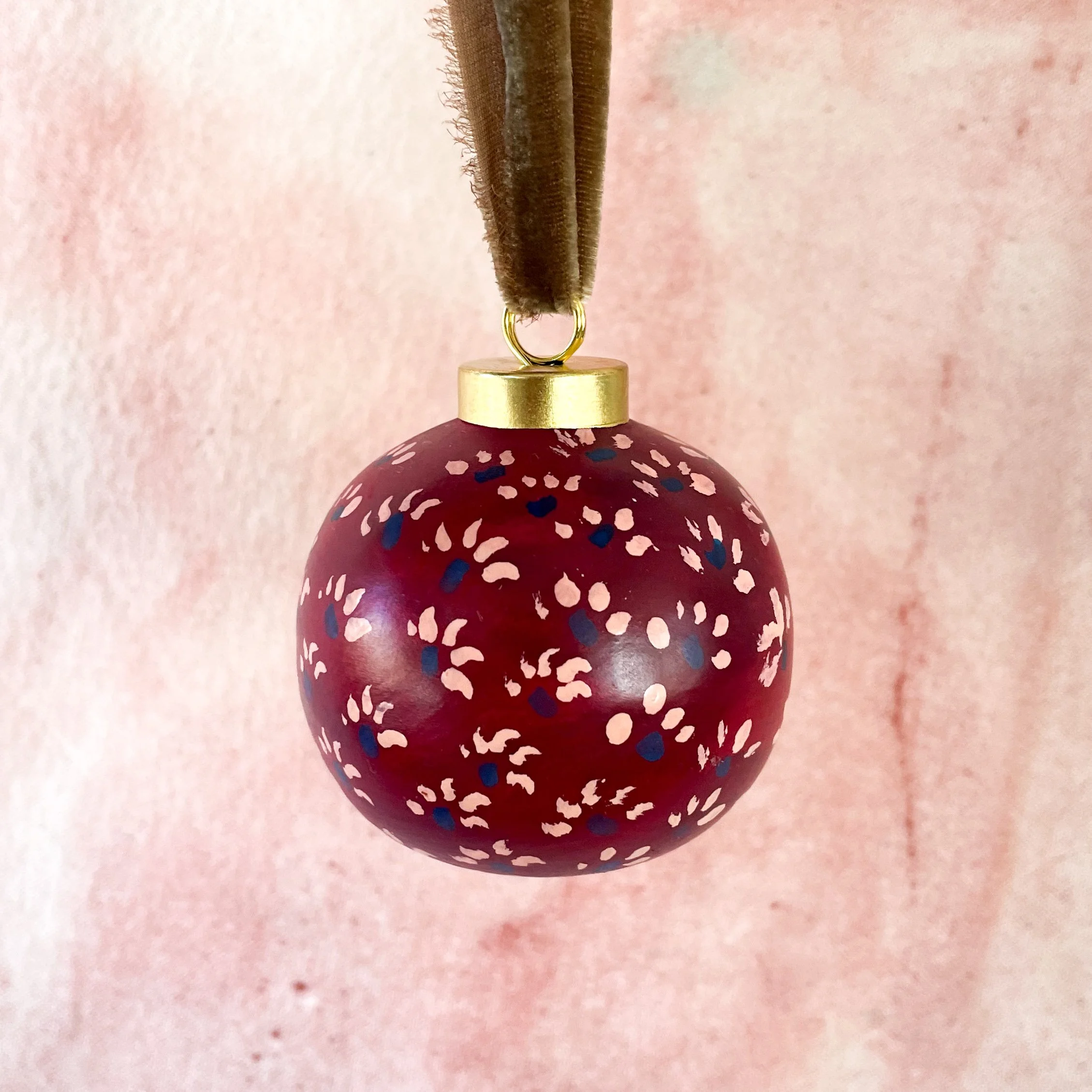 Cranberry Petals Globe