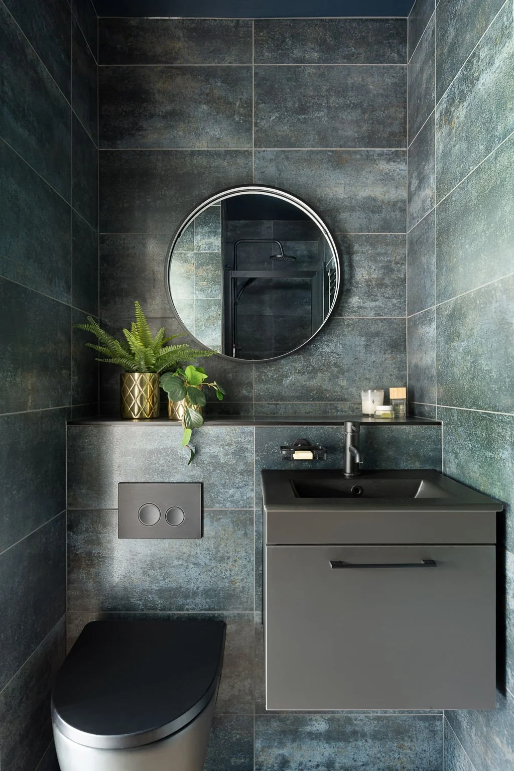 240701-0738 Ensuite.jpg
