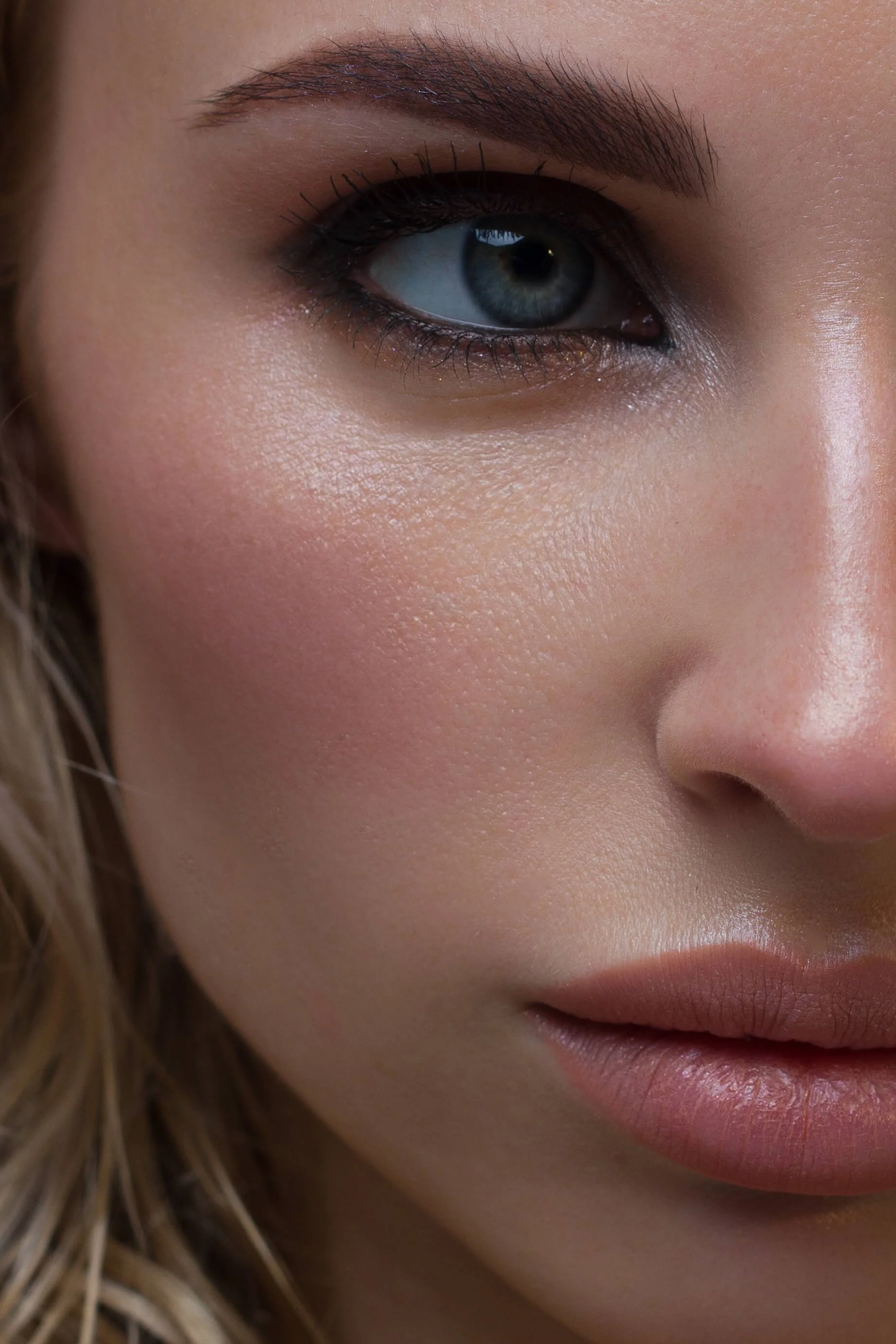 Advanced Undereye Rejuvenation in Fort Myers, FL. Refreshed, naturally bright under eyes with The Blonde Injector!