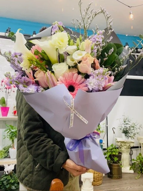 Elegant Blooms Luxury Bouquet