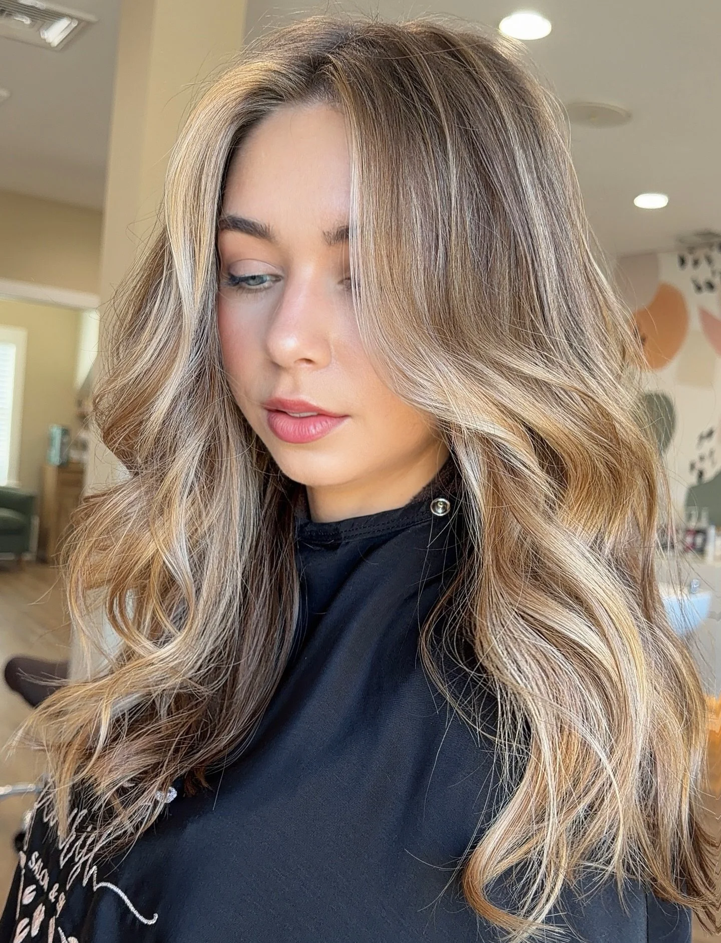 Golden and champagne ribbons💛

#lehighvalleyhair 
#lehighvalleystylist 
#lehighvalleysalon 
#pasalon 
#allentownsalon