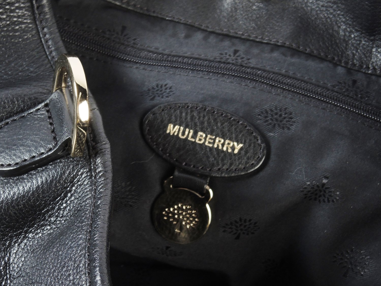 MULBERRY Black Jumbo Tote with Metal Handles — Seams to Fit Women's  Consignment