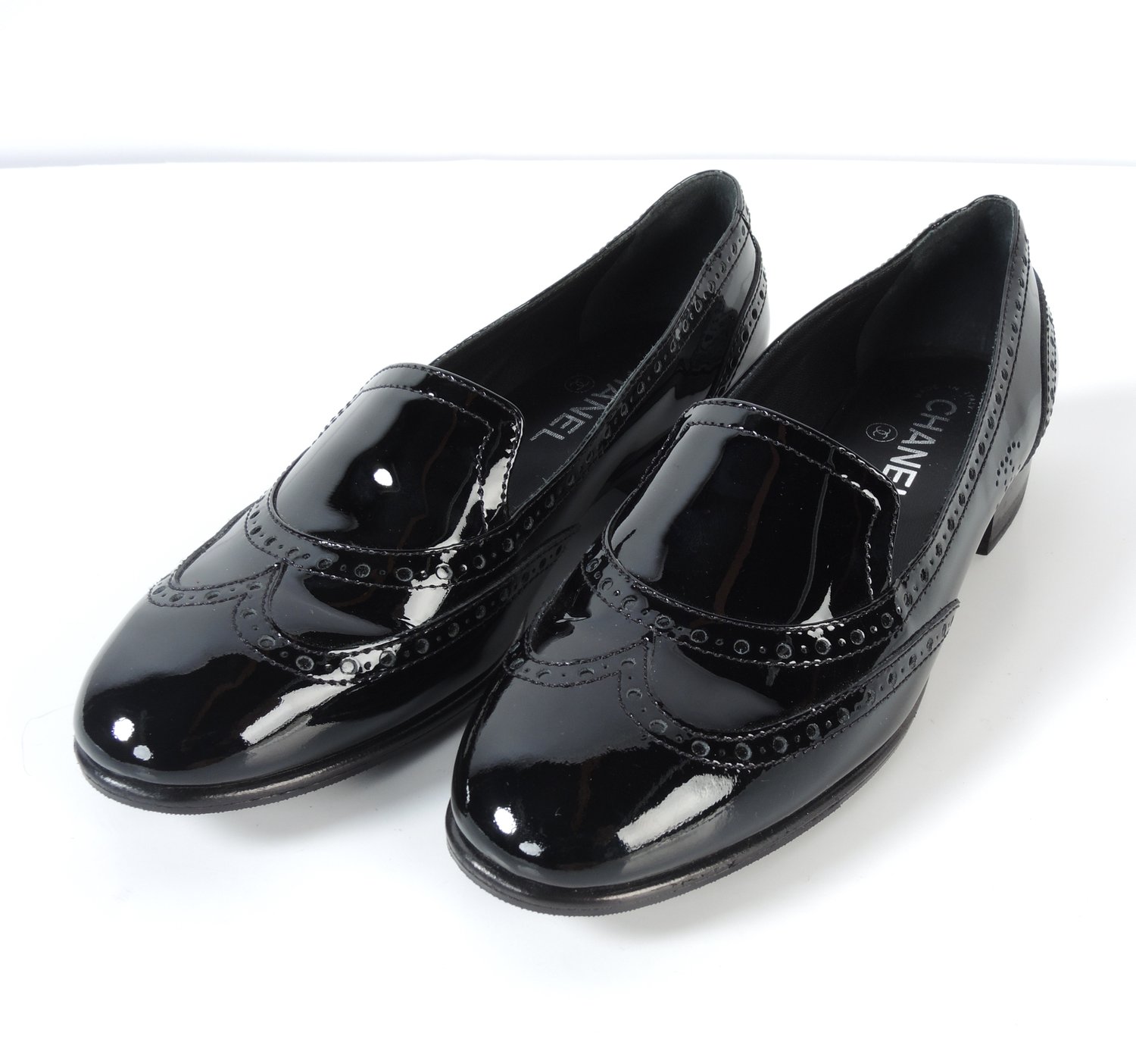 CHANEL CC Loafers — Seams to Fit Women's Consignment