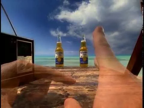 13 Lime Football Corona 30