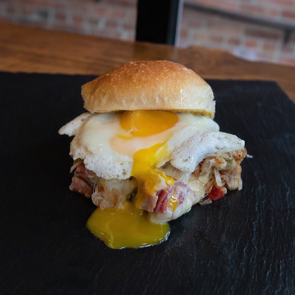 Get your Corned Beef itch scratched right here! Corned beef hash, egg, Swiss, spicy brown mustard on a round roll! On special tomorrow all day! 8-4 Breakie or Lunch!
.
.
.
.
.
.

.
.
.
#hungry #eatingfortheinsta #foodgasm #foodporn #dailyfoodfeed #as