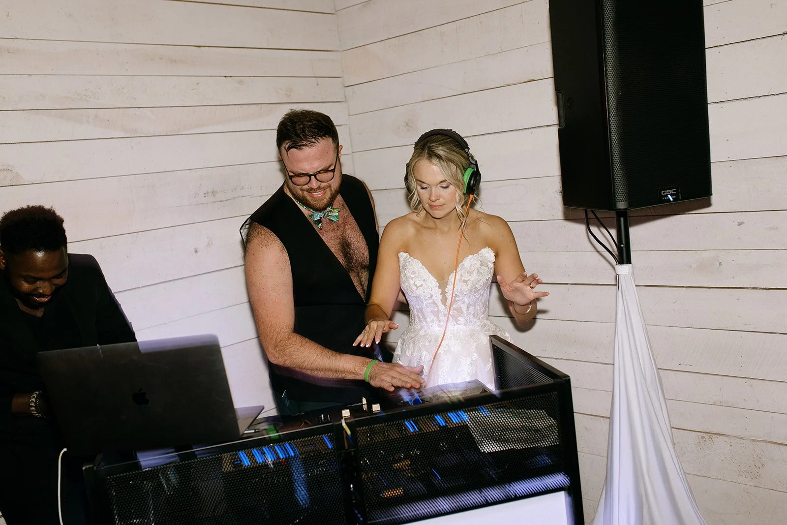 Darrick+NatalieLandreneau-Wedding-12.21.25-1213.jpg