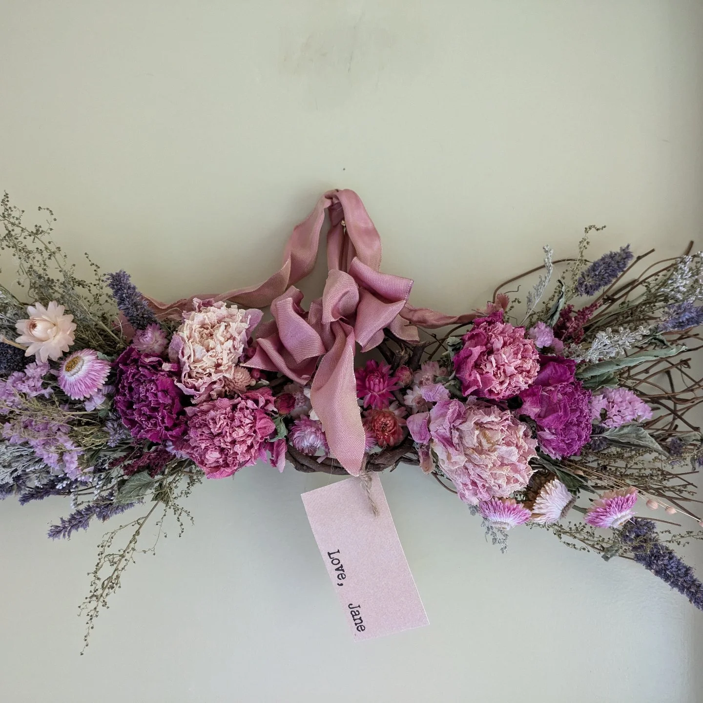 Hello Friends, 

Lovely dried floral peonie swag. 

Love,Jane

Be Brave. Be Kind. 

#pink#peonies#swag#love#pinkjoy#gentletouch#driedflower#dance