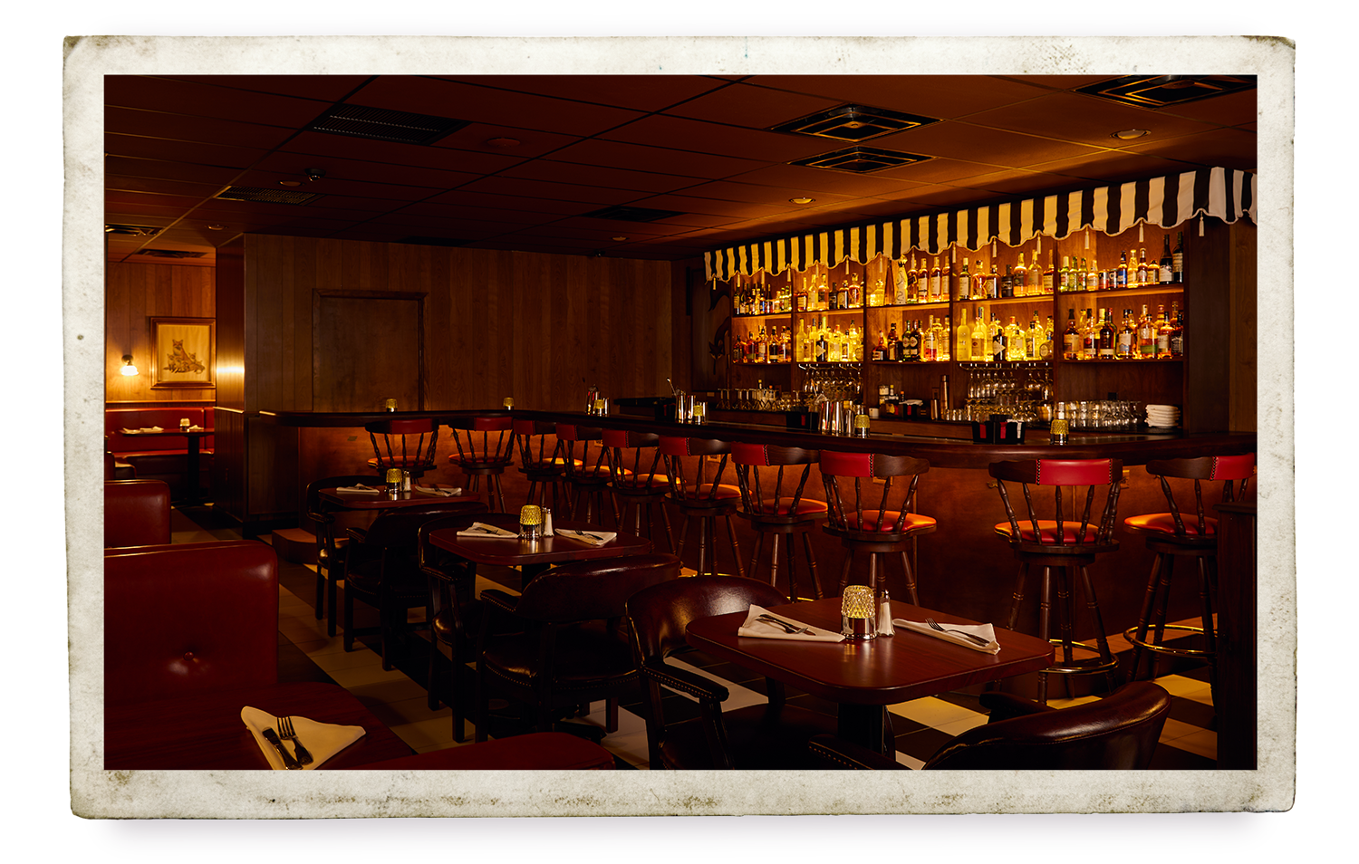 Fox's Lounge Dining Room & Bar