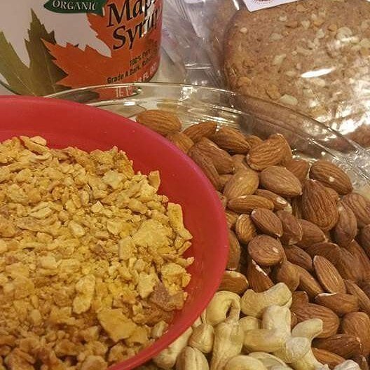 The best ingredients of our cookies ~
We make our OWN #Almondflour using #WHOLERAWALMONDS!
We use only nuts and dried fruits to make our cookies as #supperfood and #nutritious !
We #Donotuse refined sugar, preservative or colors! 
Our goodies are #ju