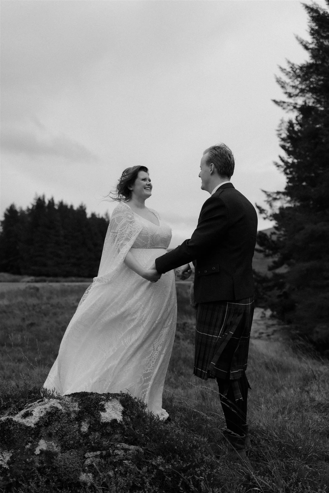 Glencoe Elopement Handfasting Ceremony 5.jpg