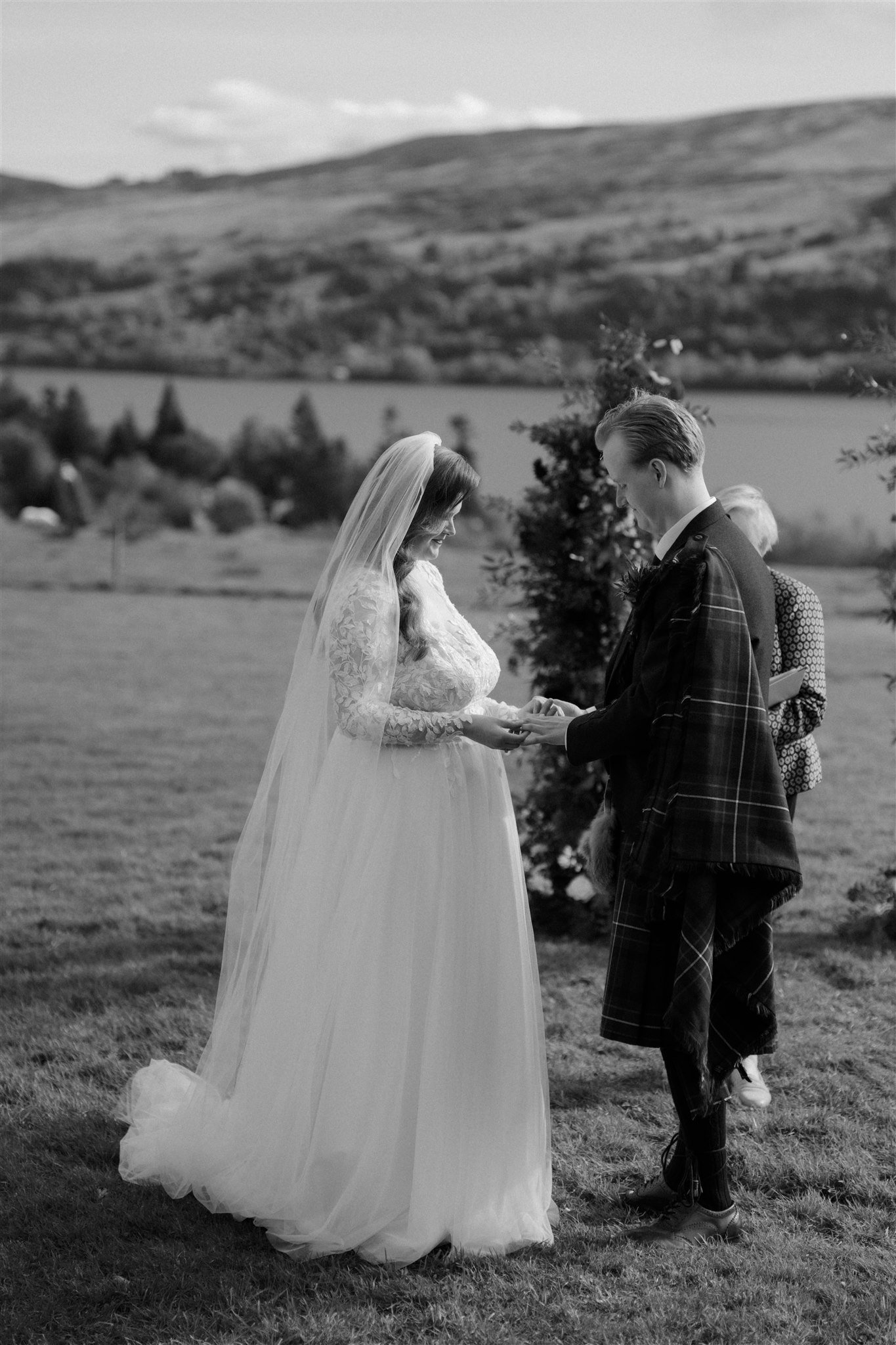 Boreland Loch Tay Wedding Photography 48.jpg