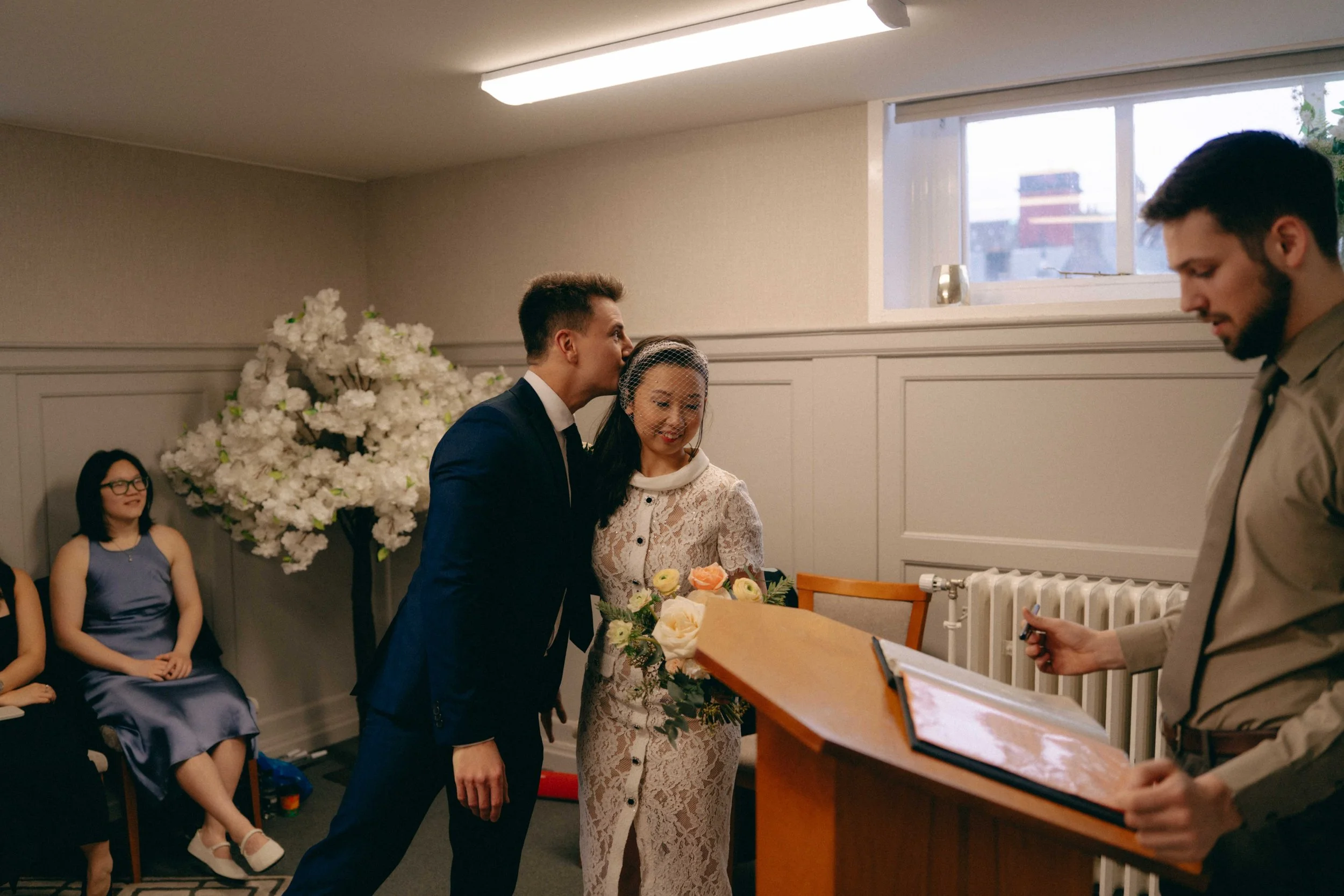 Edinburgh City Chambers Wee Neuk Wedding 14.jpg