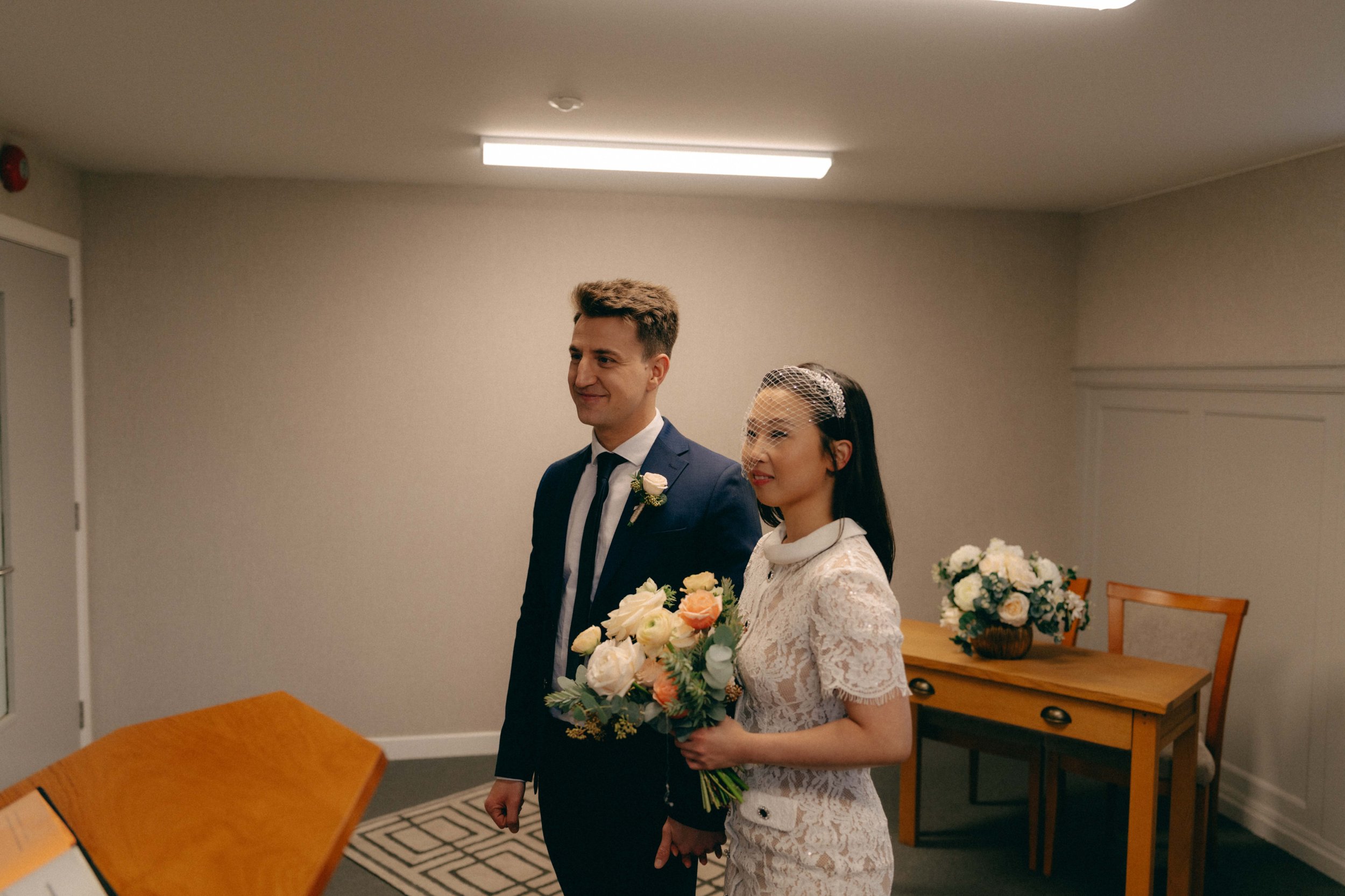 Edinburgh City Chambers Wee Neuk Wedding 15.jpg