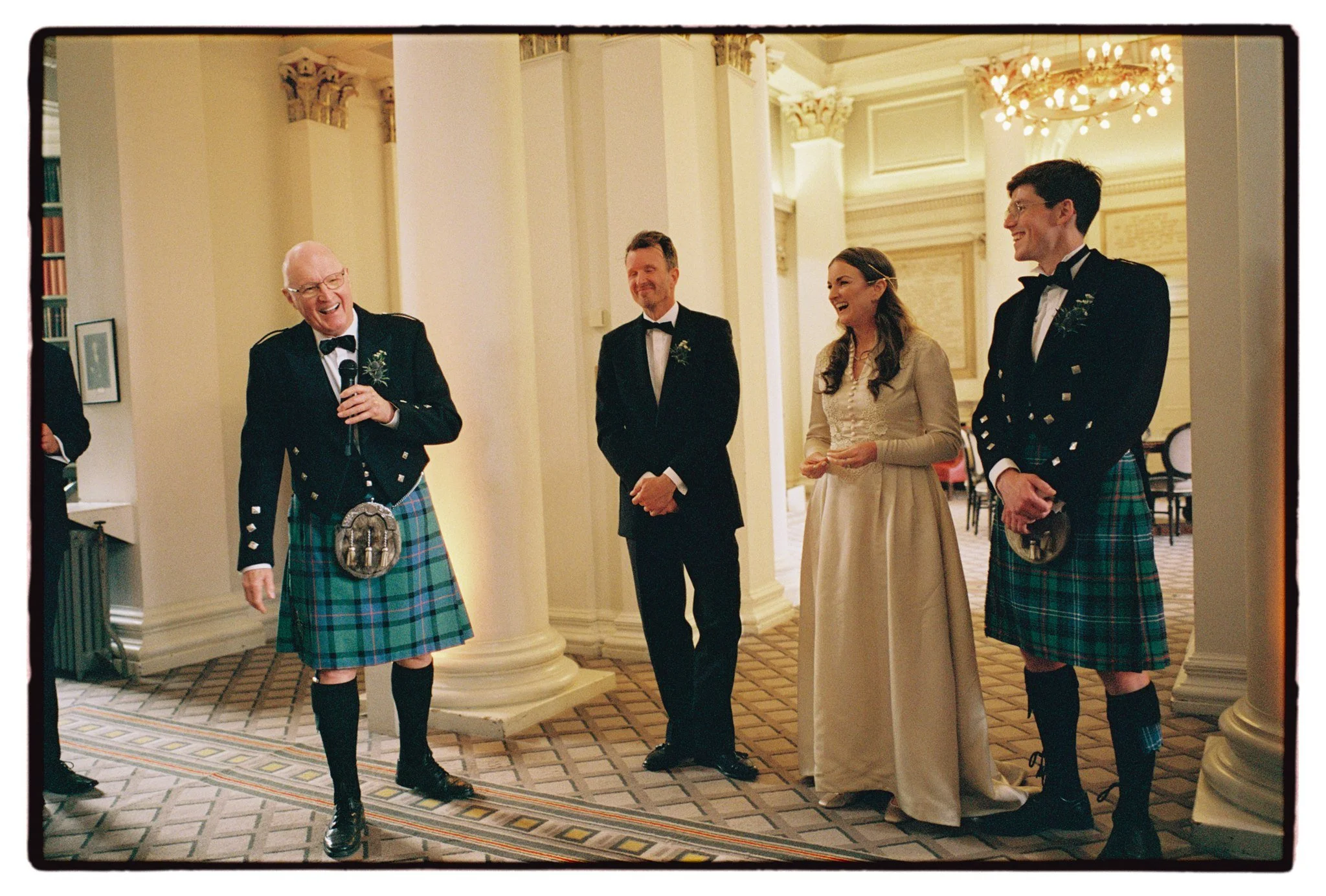 Signet Library Wedding Photography 16.jpg