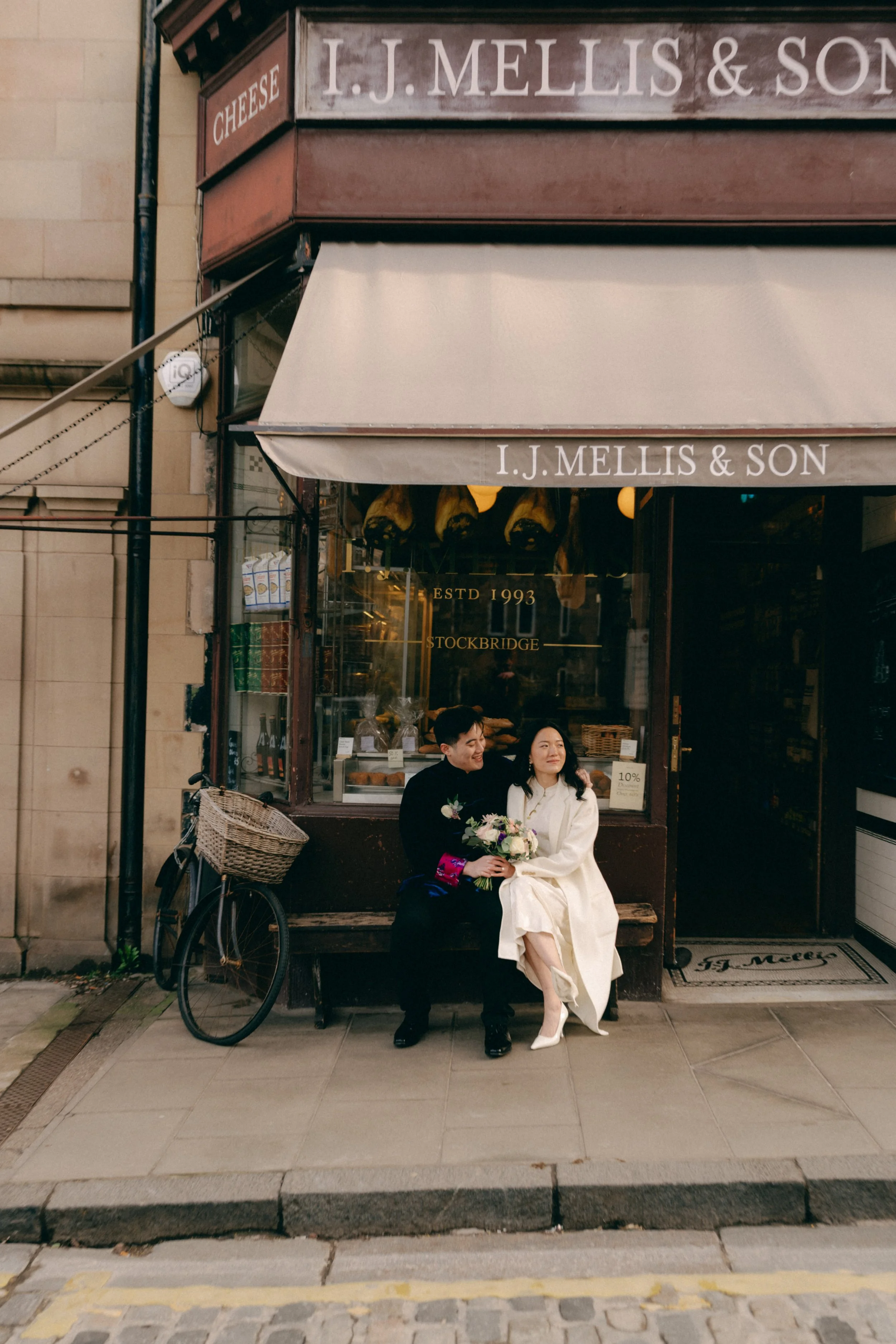 Stockbridge & Edinburgh City Chambers Wedding 17.jpg