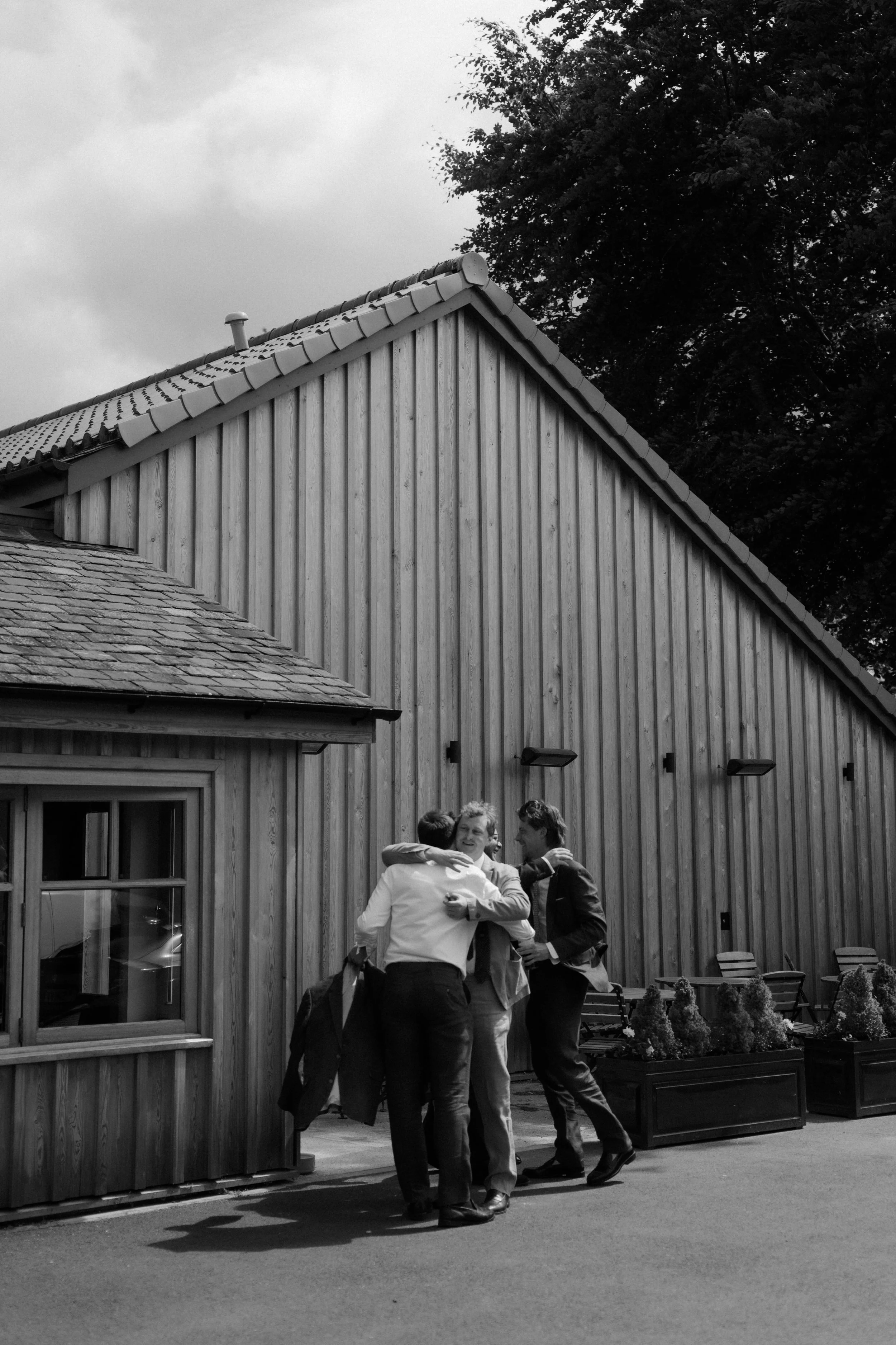 Ushers Lunch at The Winton Arms 1.jpg