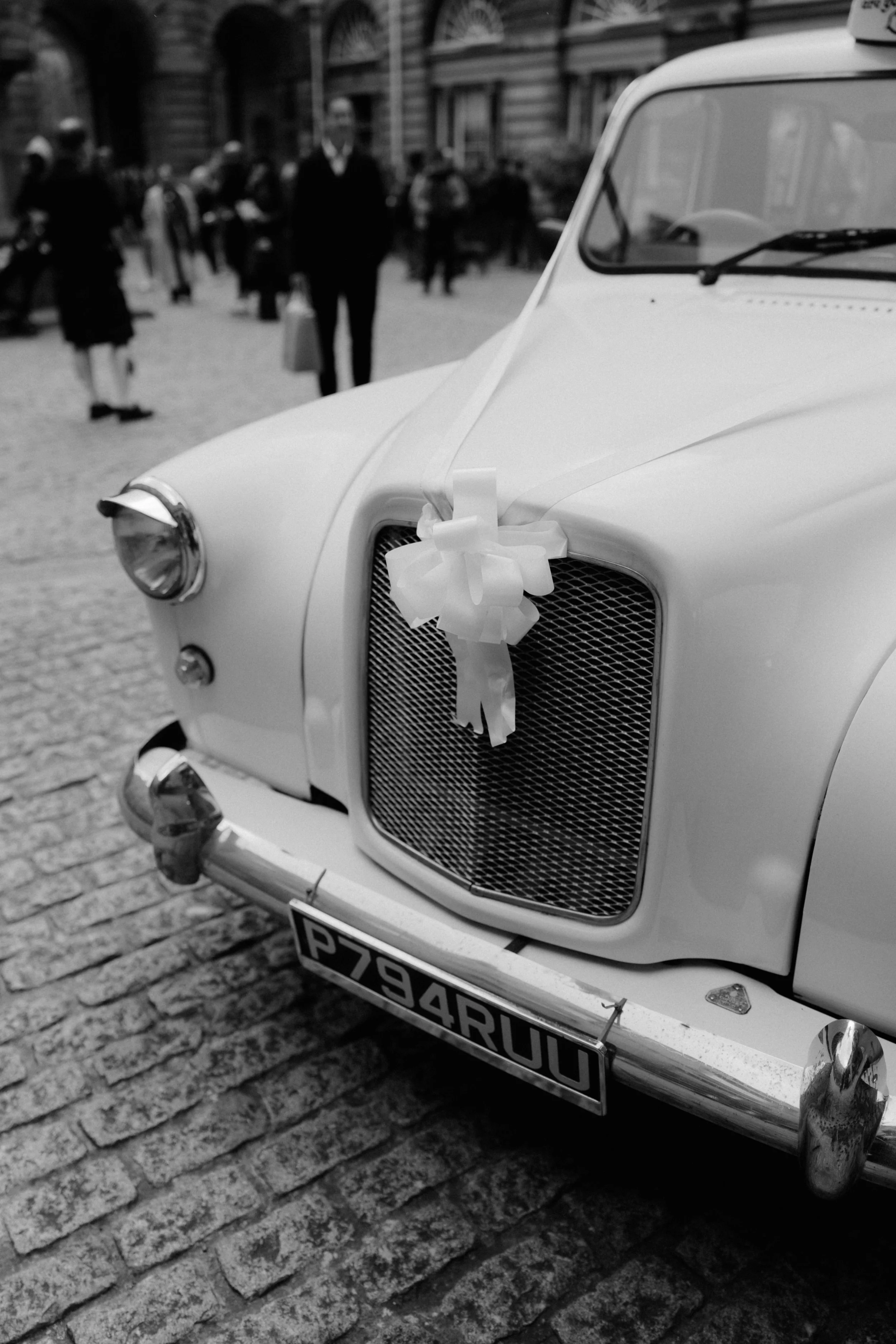 Edinburgh City Chambers European Room March Wedding 9.jpg