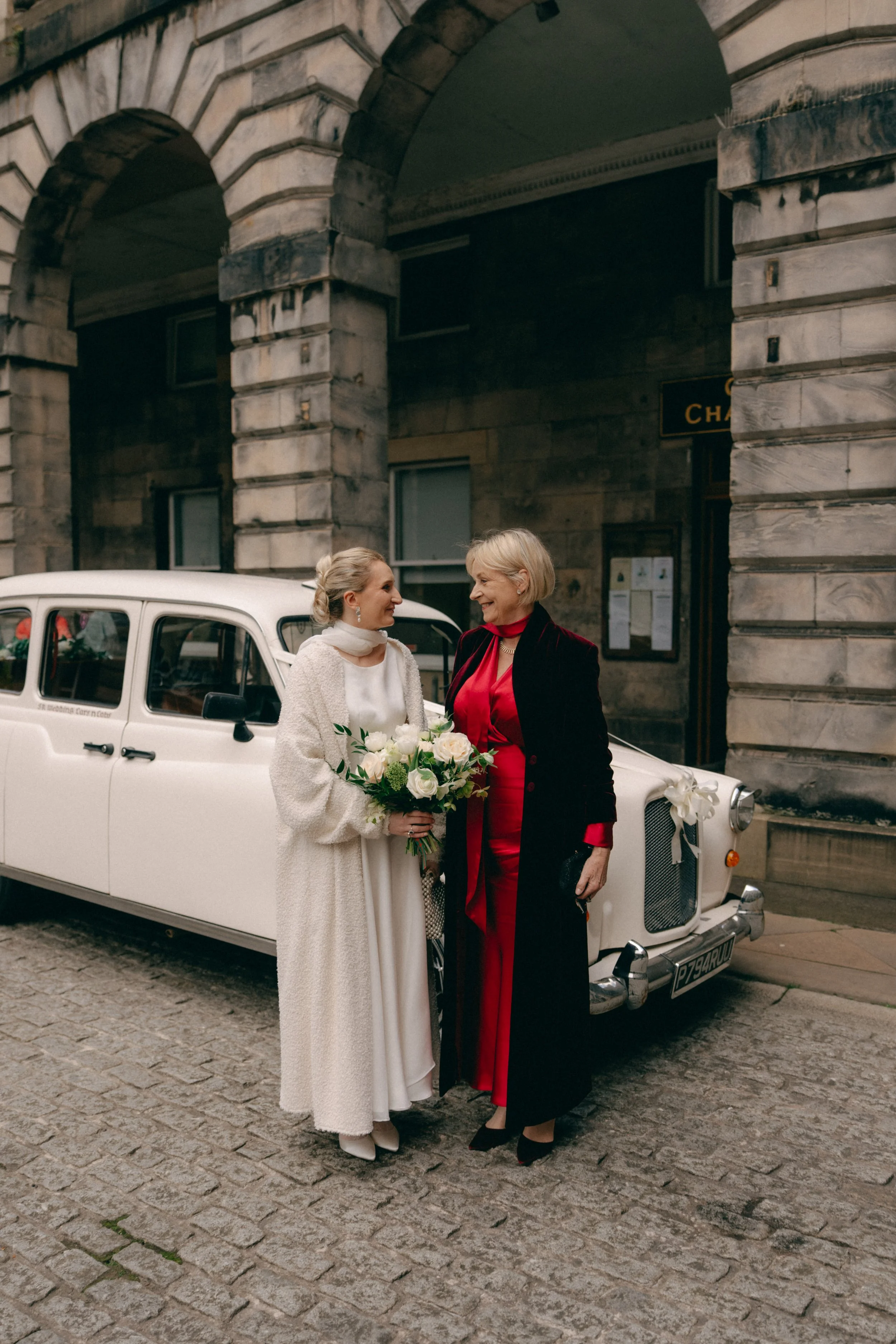 Edinburgh City Chambers European Room March Wedding 11.jpg