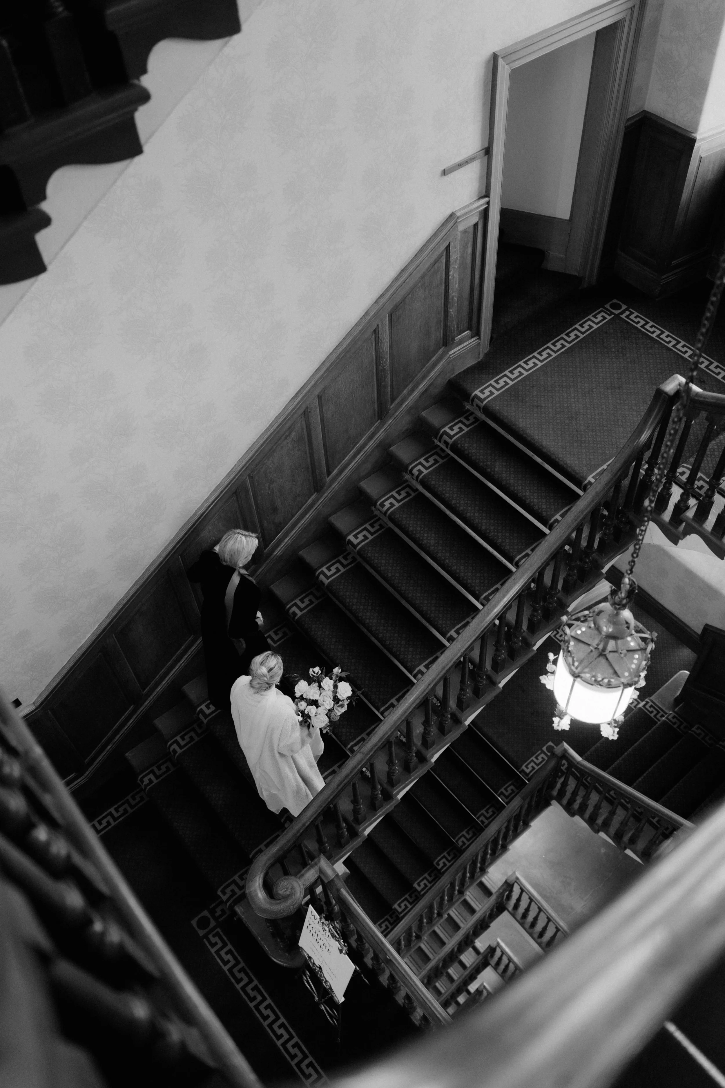 Edinburgh City Chambers European Room March Wedding 15.jpg