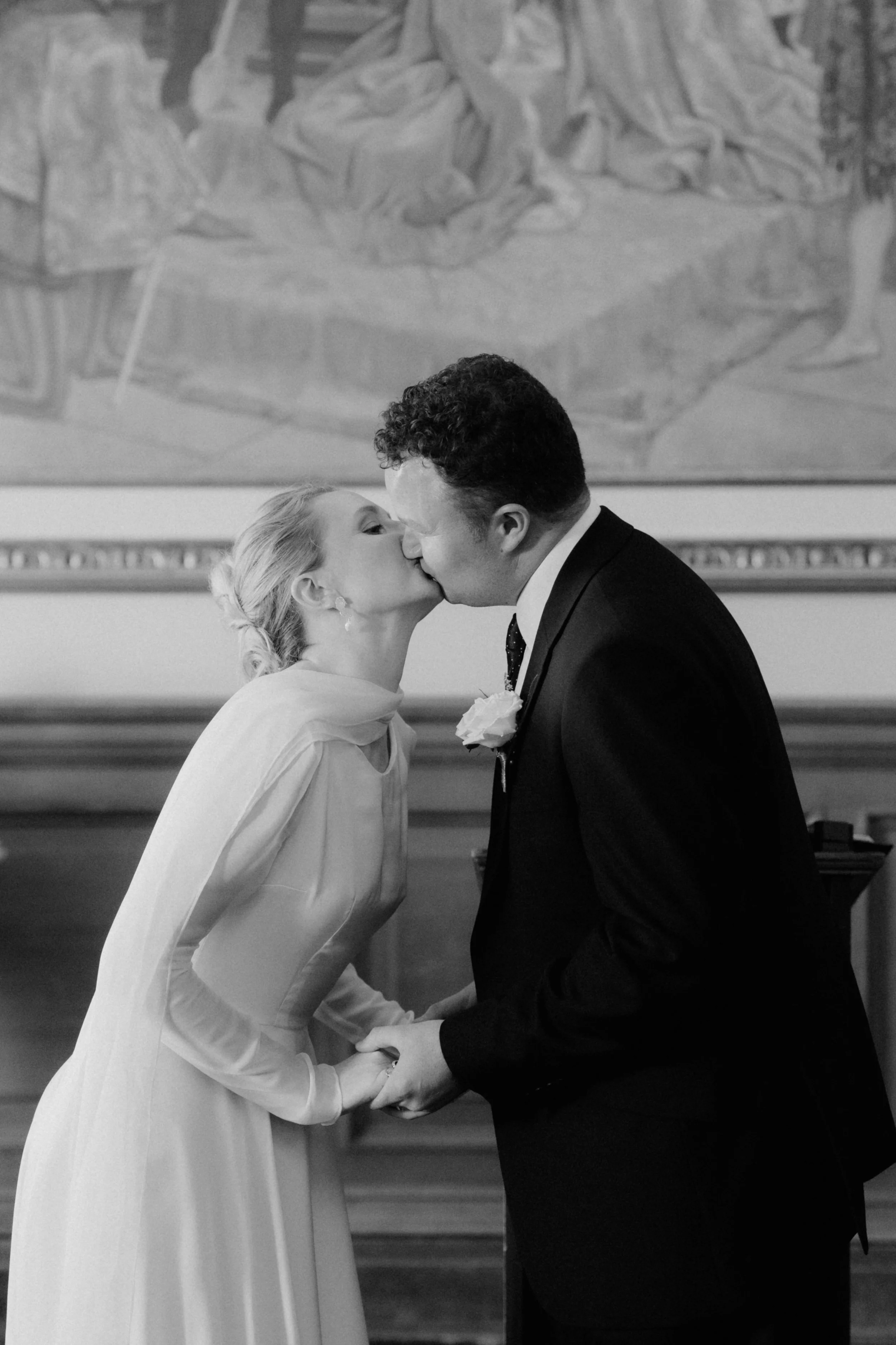 Edinburgh City Chambers European Room March Wedding 33.jpg