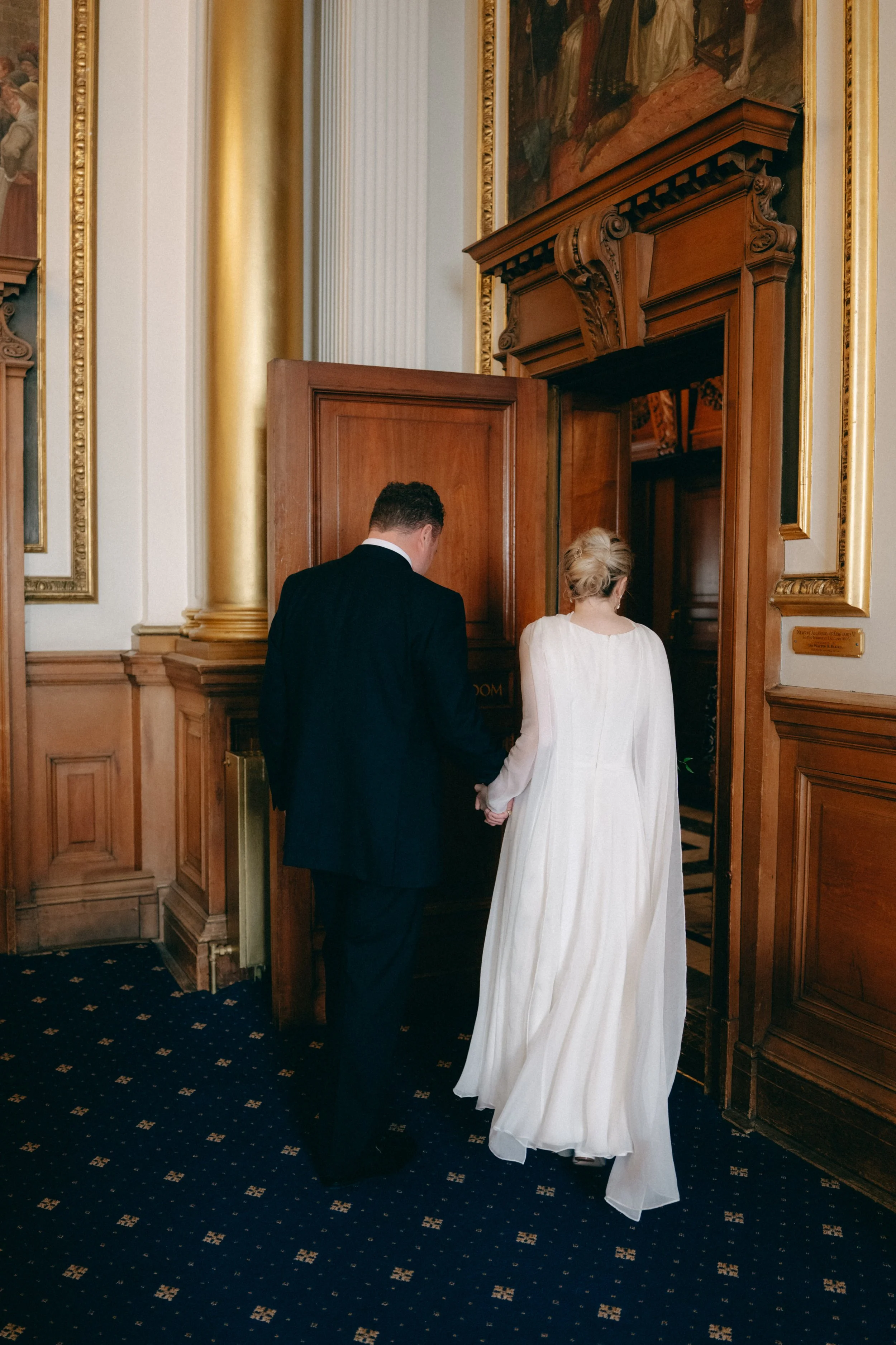 Edinburgh City Chambers European Room March Wedding 38.jpg