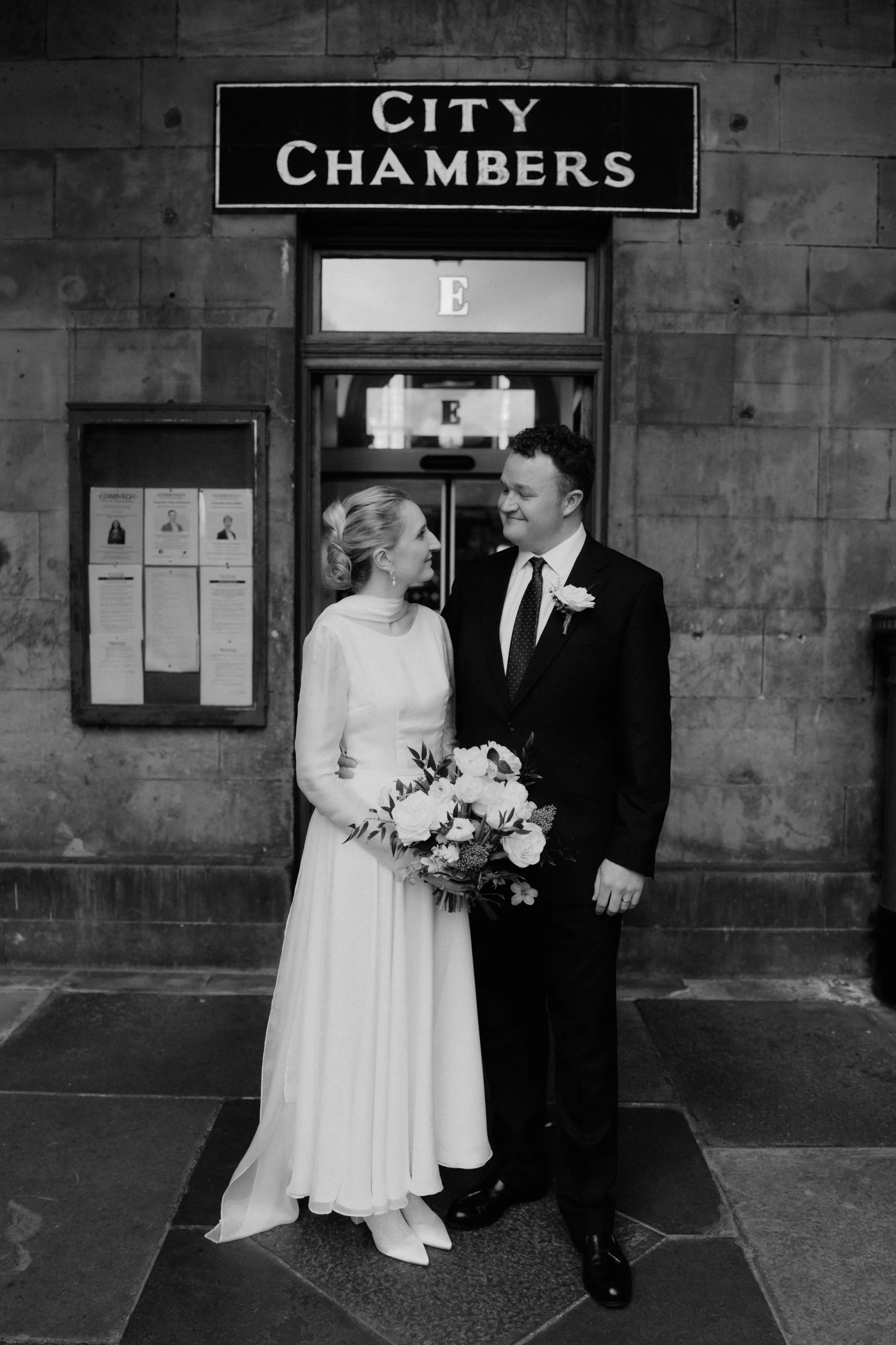 Edinburgh Old Town Wedding Photos 3.jpg