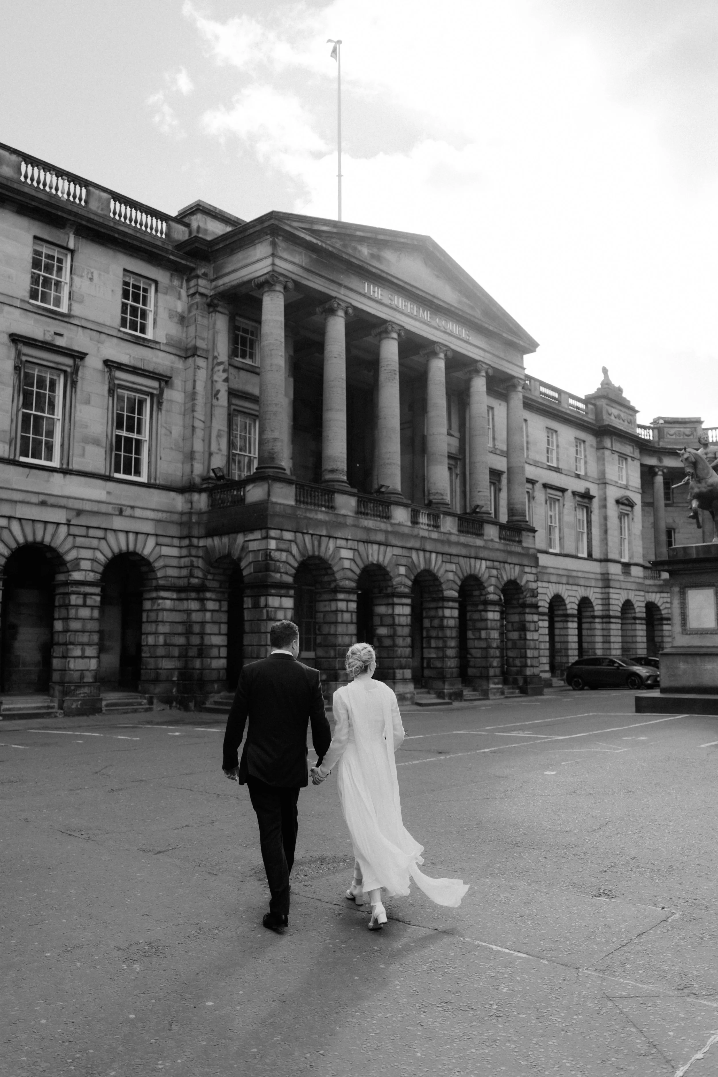 Edinburgh Old Town Wedding Photos 8.jpg