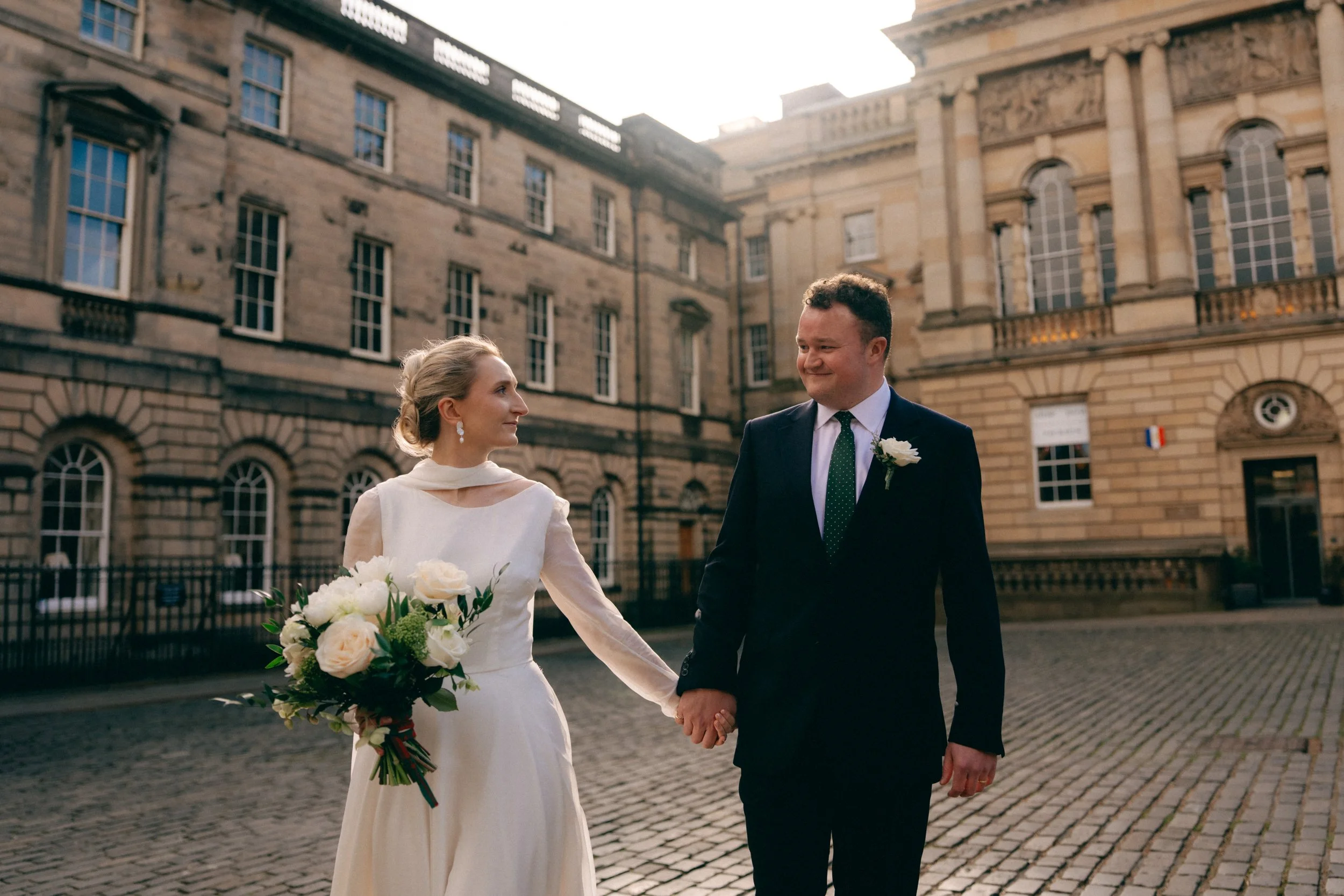 Edinburgh Old Town Wedding Photos 11.jpg