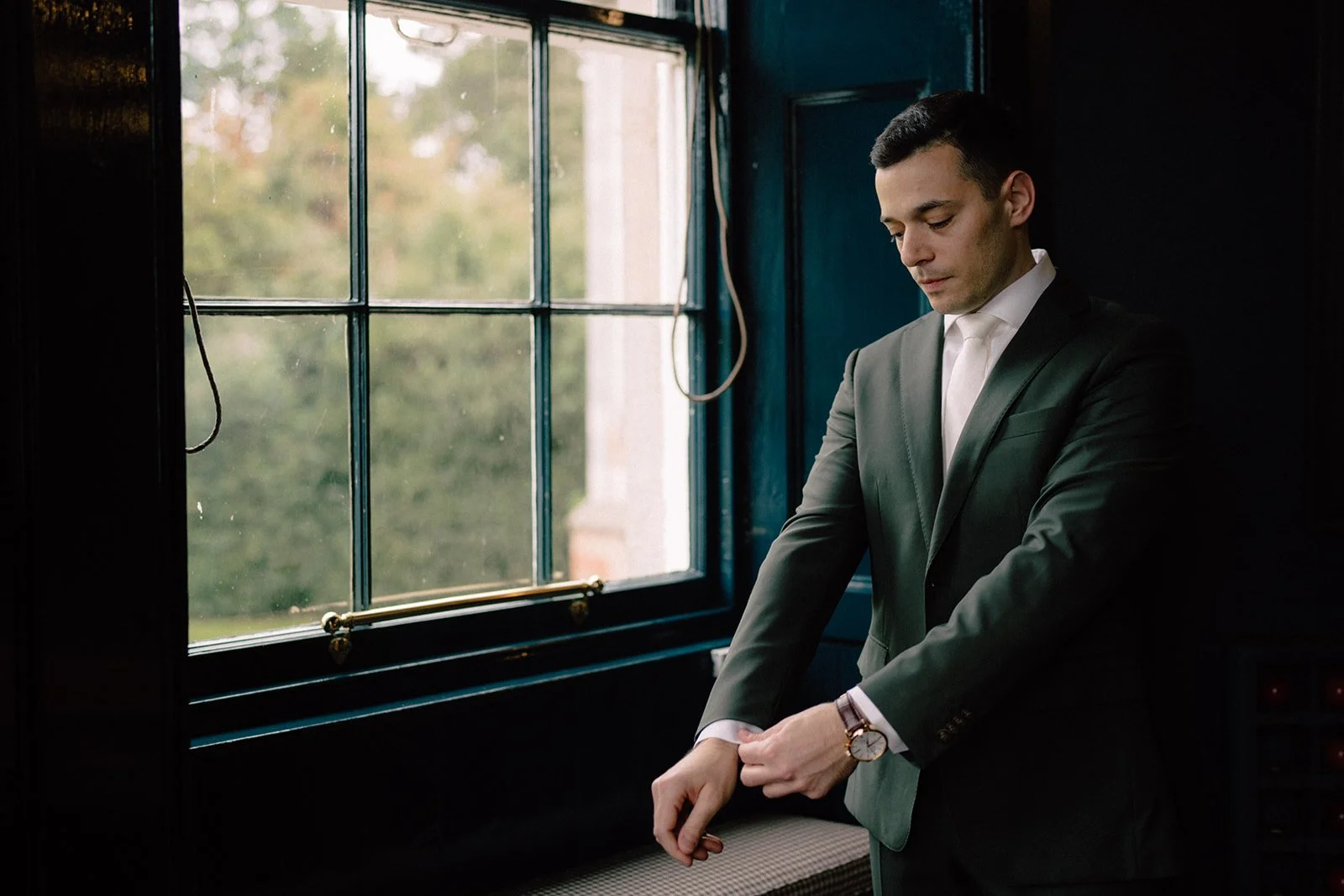 Gilmerton House Groom Prep 1.jpg