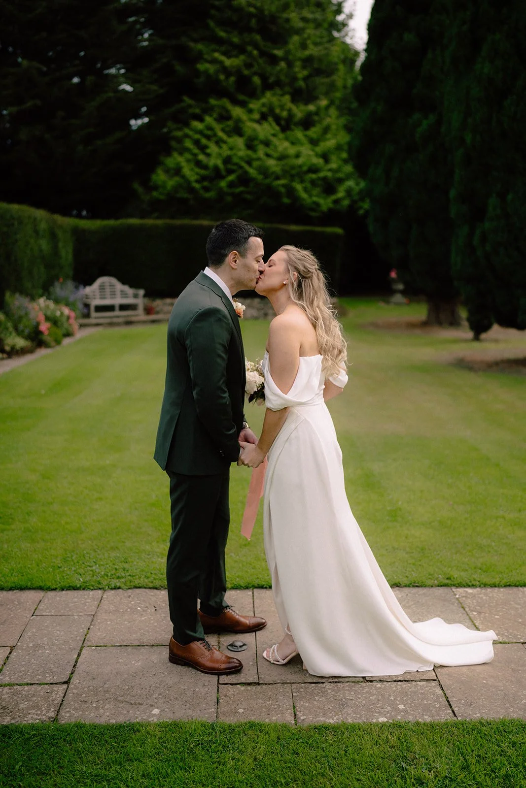 Gilmerton House Wedding First Look 4.jpg