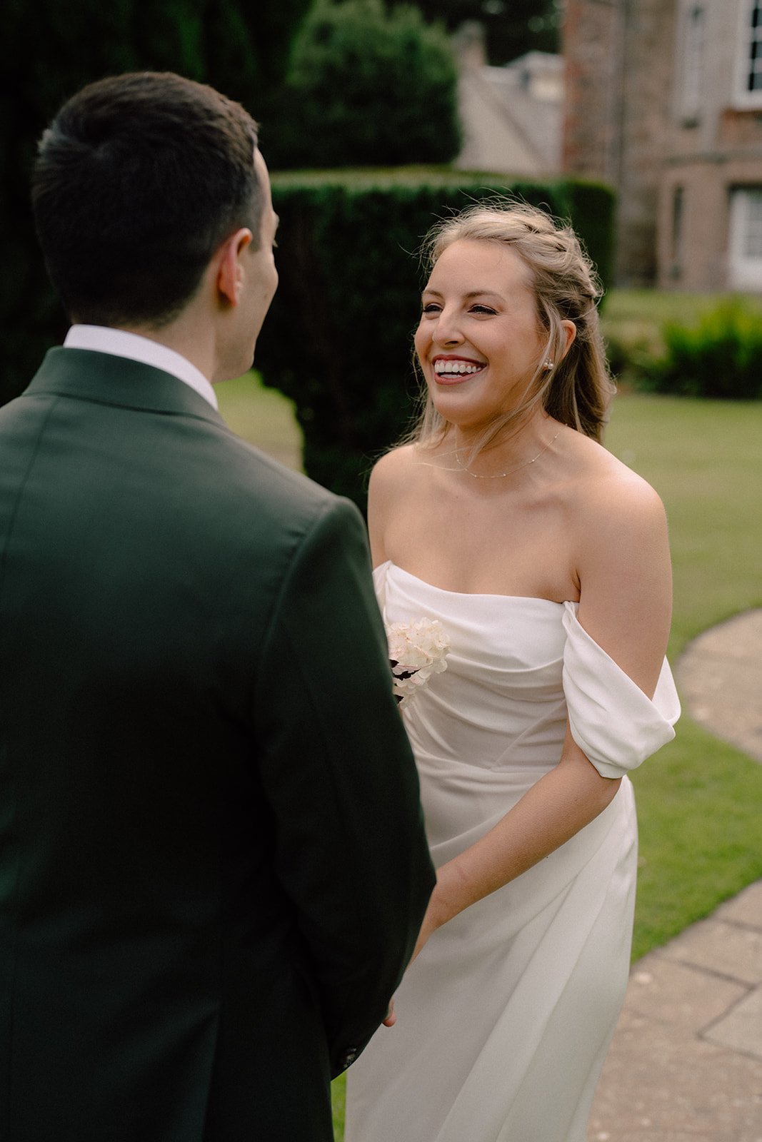 Gilmerton House Wedding First Look 6.jpg